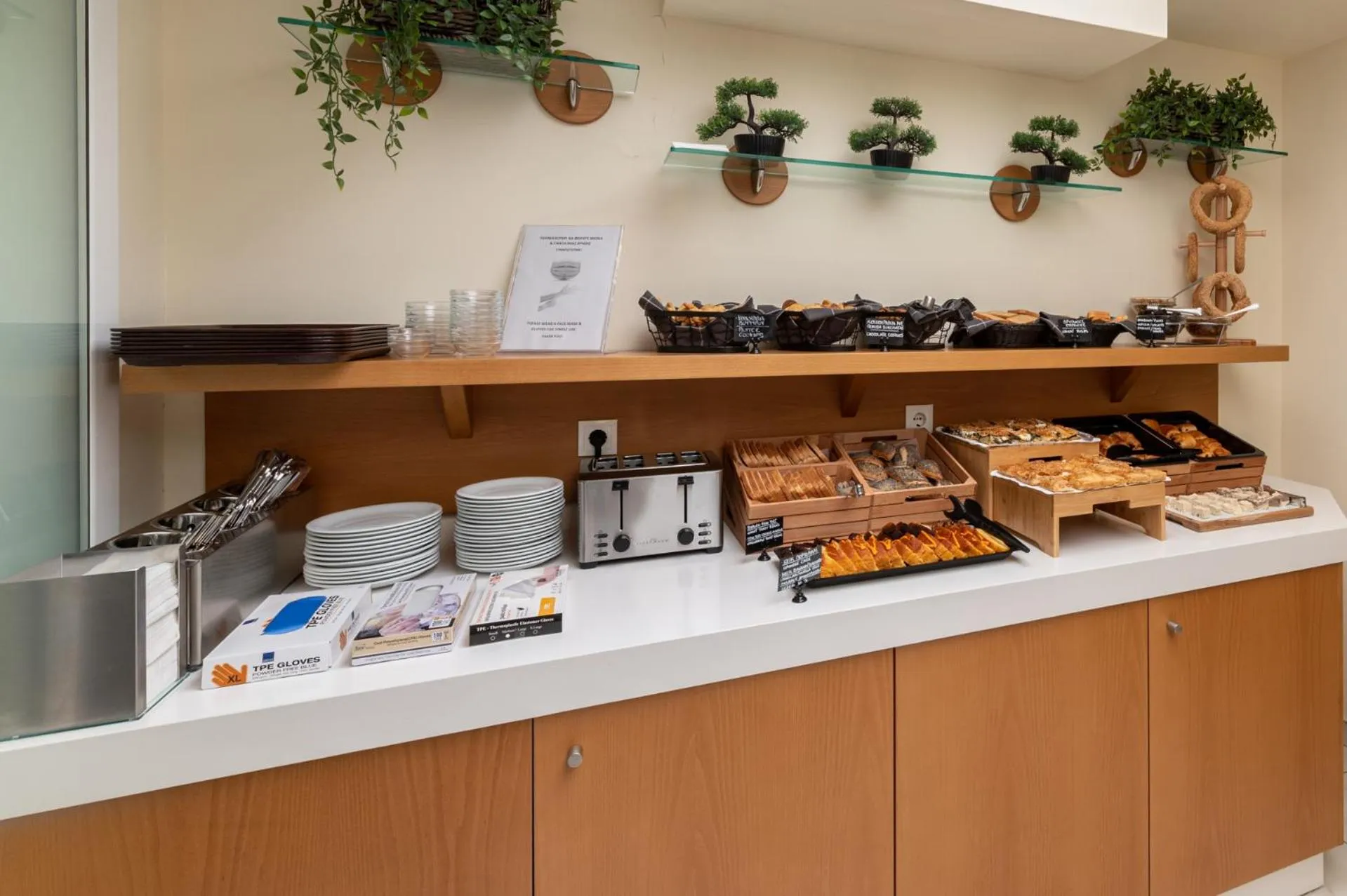 Breakfast in Hotel Hermes