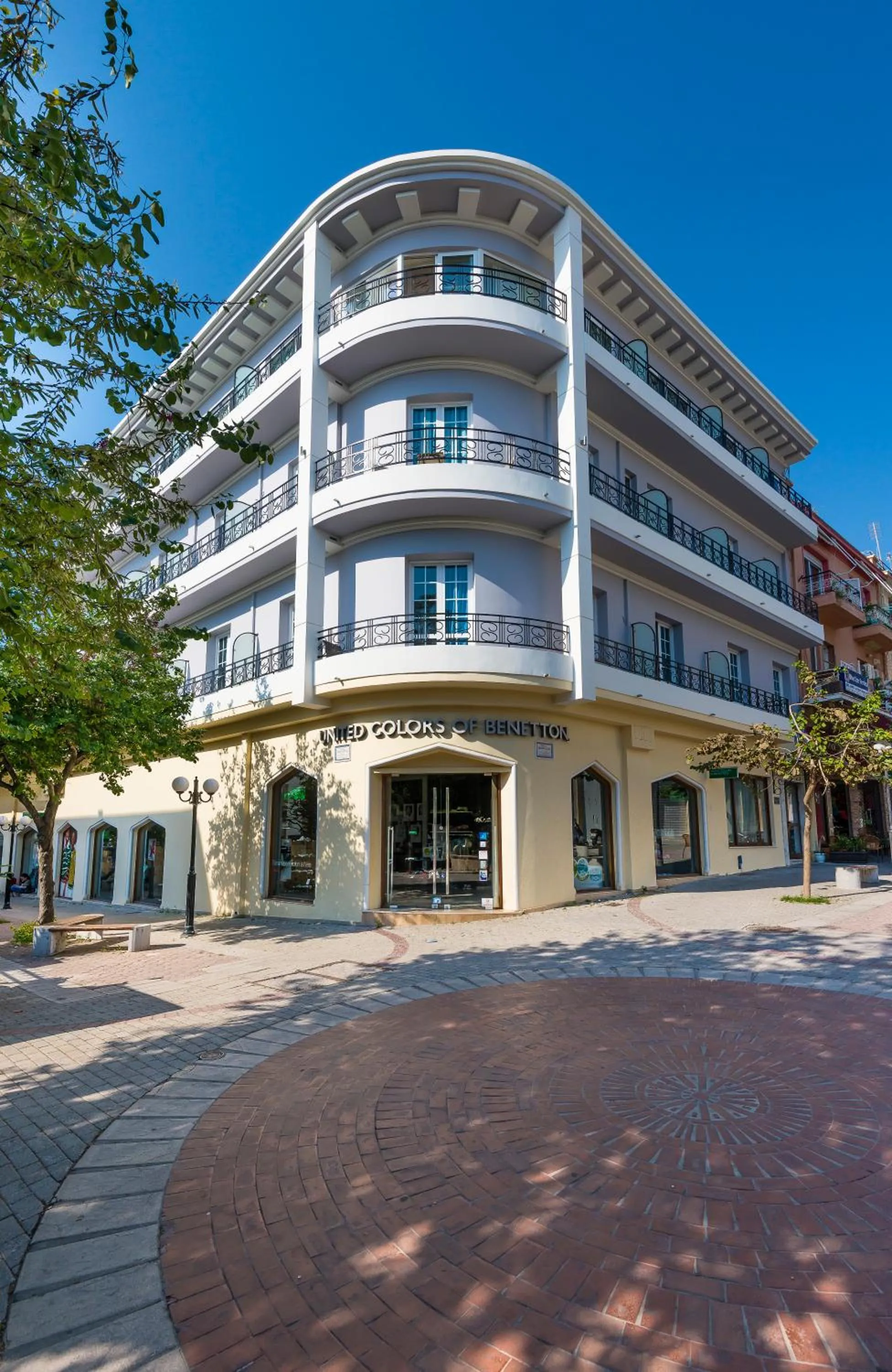 Property building in Hotel Hermes