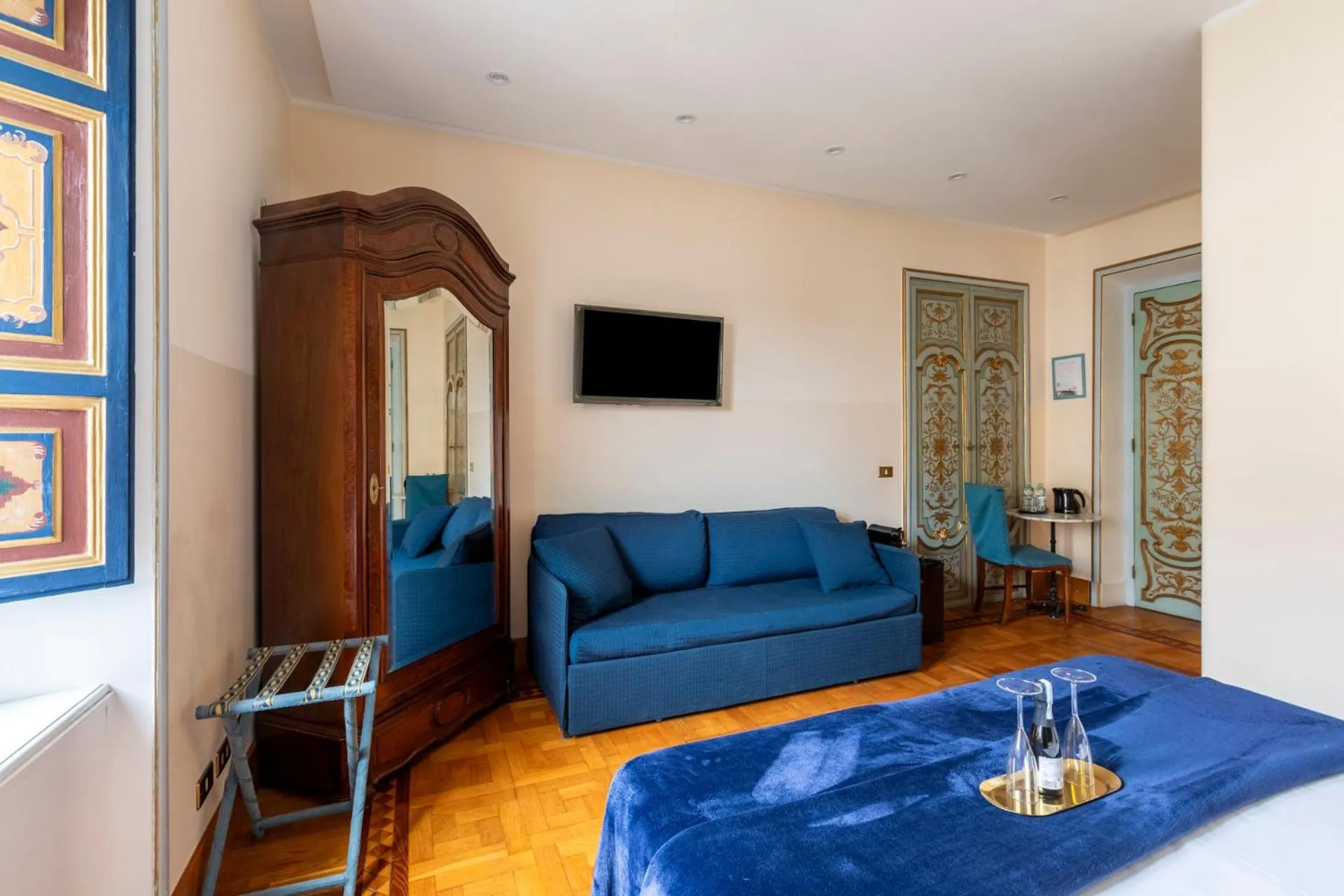 Decorative detail, Bed in Martina House