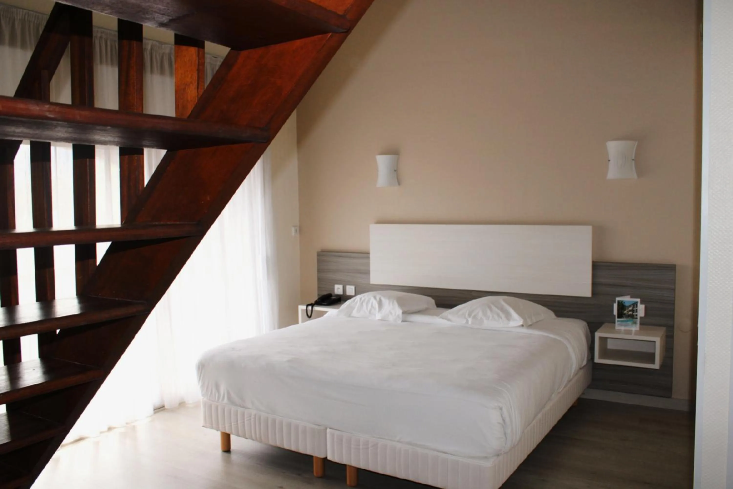 Bed in Hotel Poretta