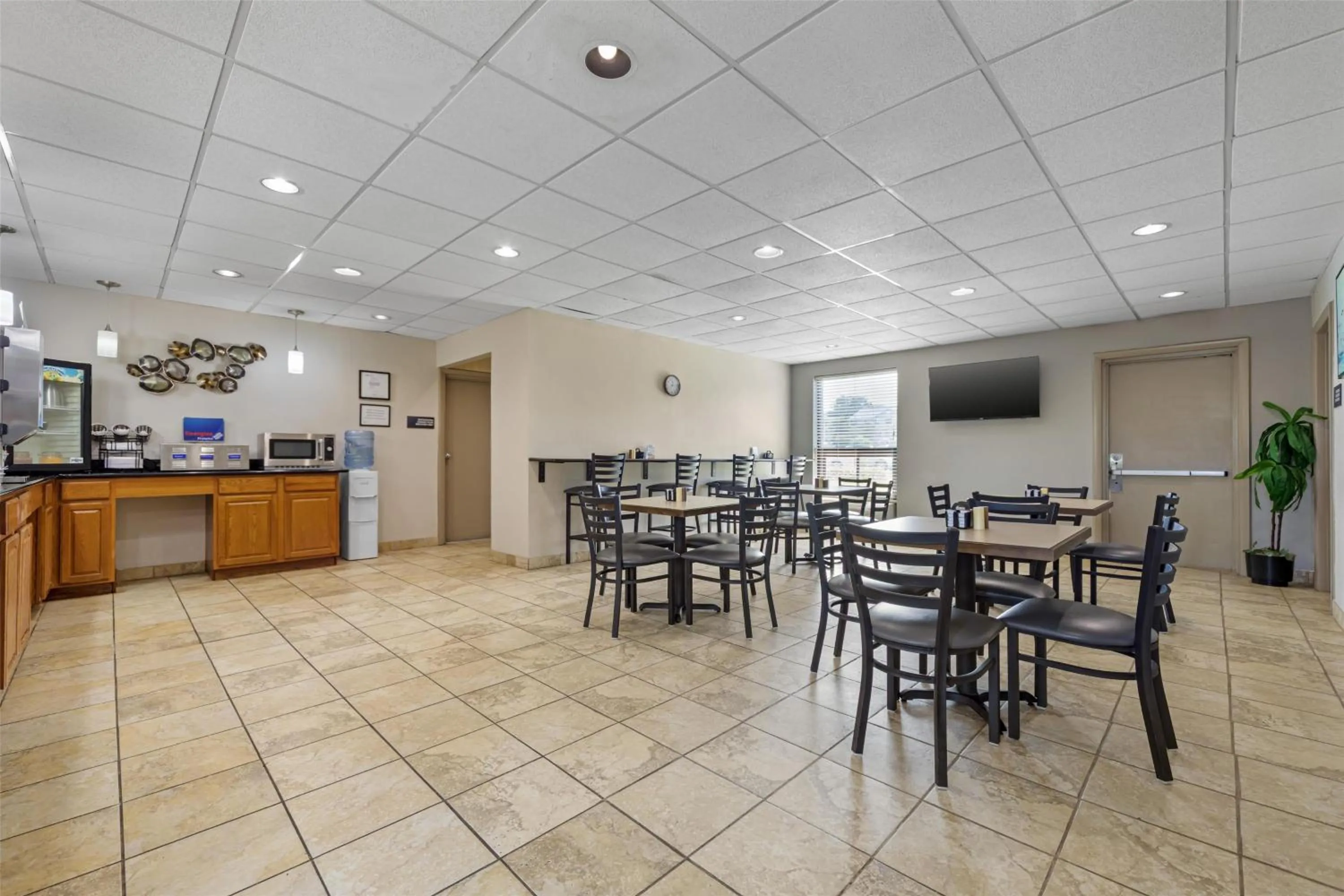 Breakfast in Best Western Galaxy Inn