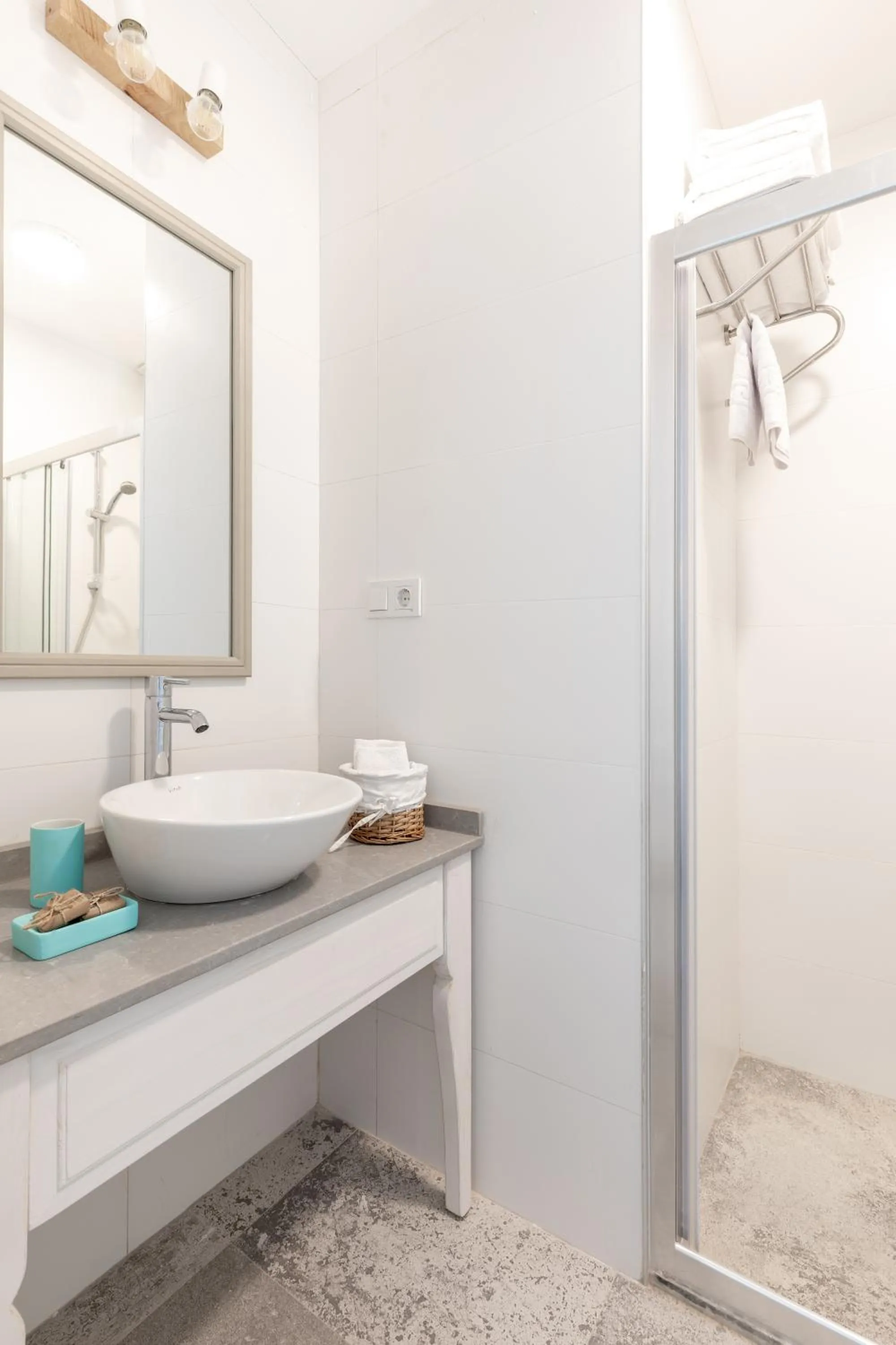 Bathroom in Monza House Otel