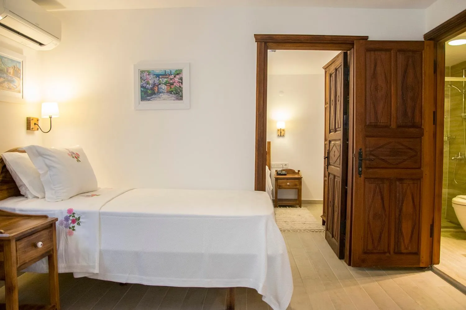 Bedroom, Bed in Monza House Otel