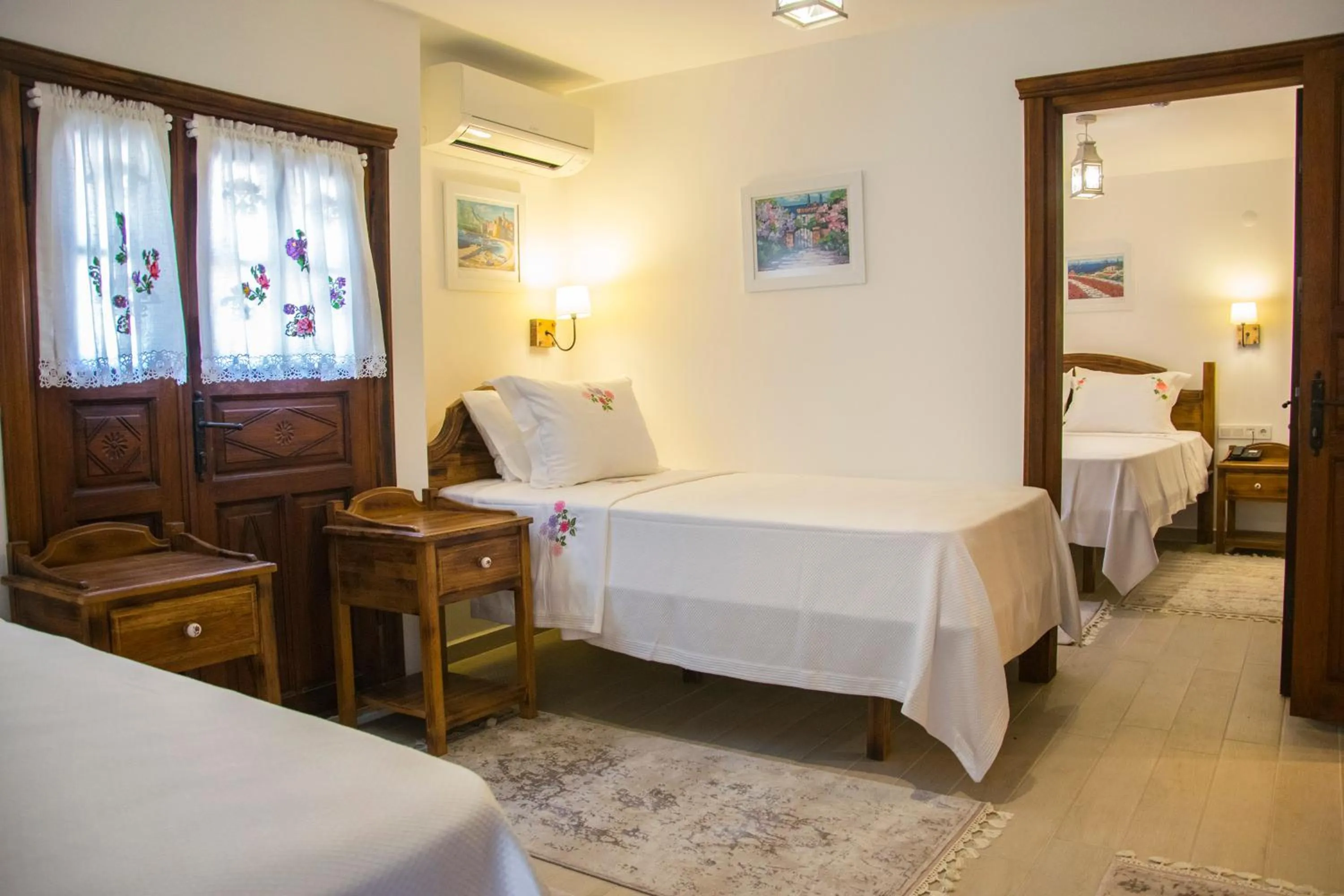 Bedroom, Bed in Monza House Otel