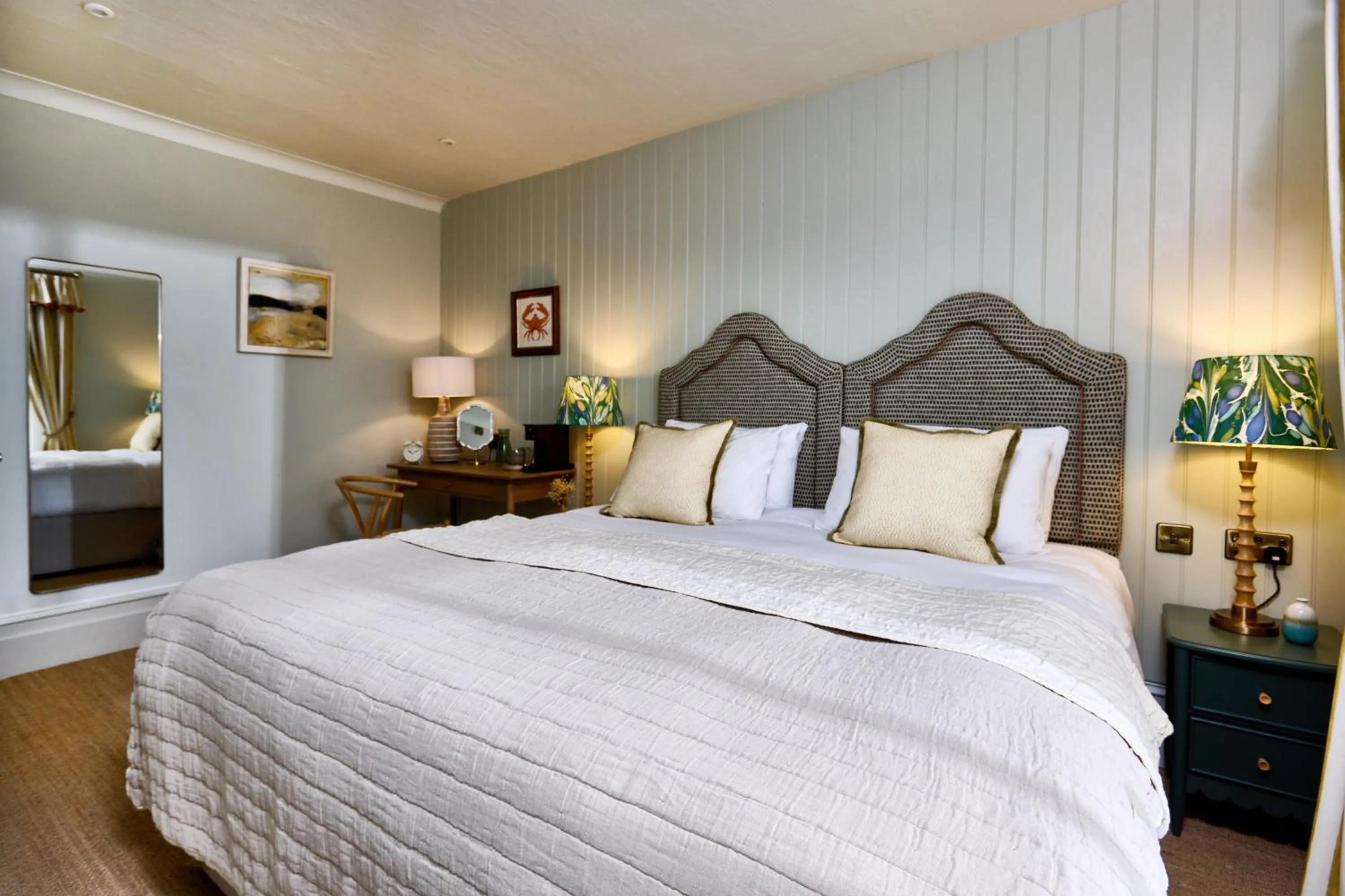 Bed in The Globe Inn