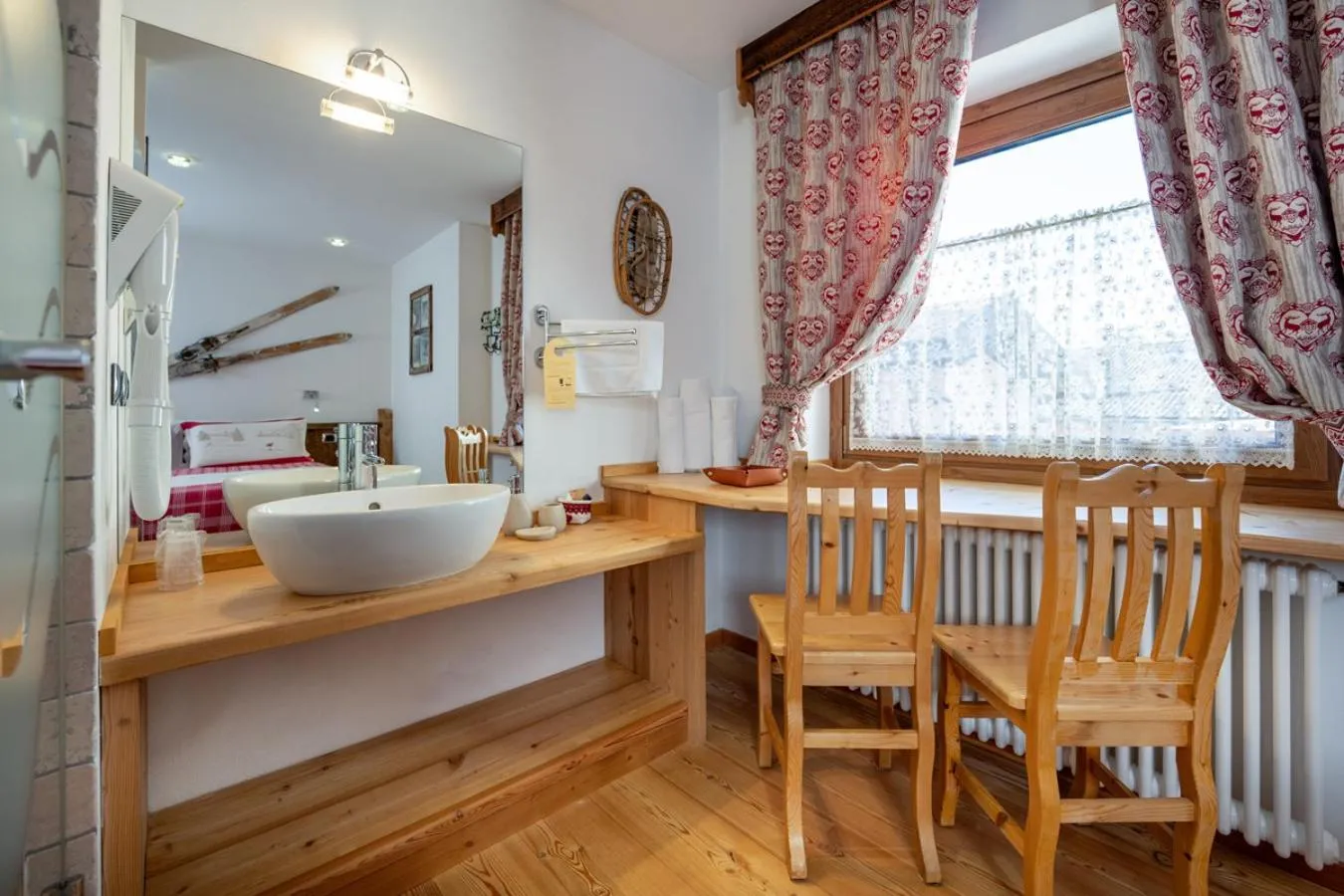 Seating area in Garnì Ladin