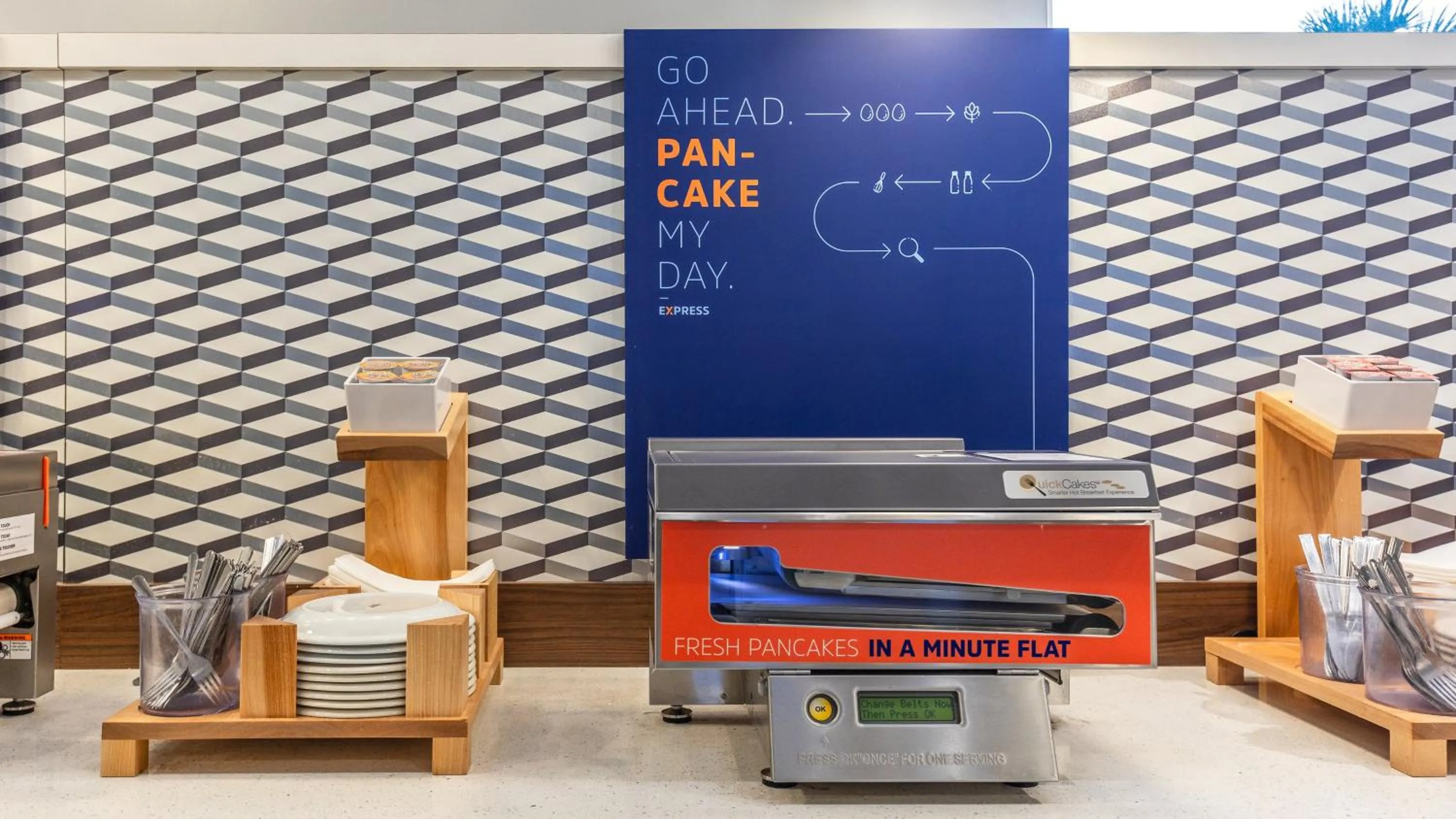 Restaurant/places to eat in Holiday Inn Express & Suites Panama City Beach - Beachfront by IHG