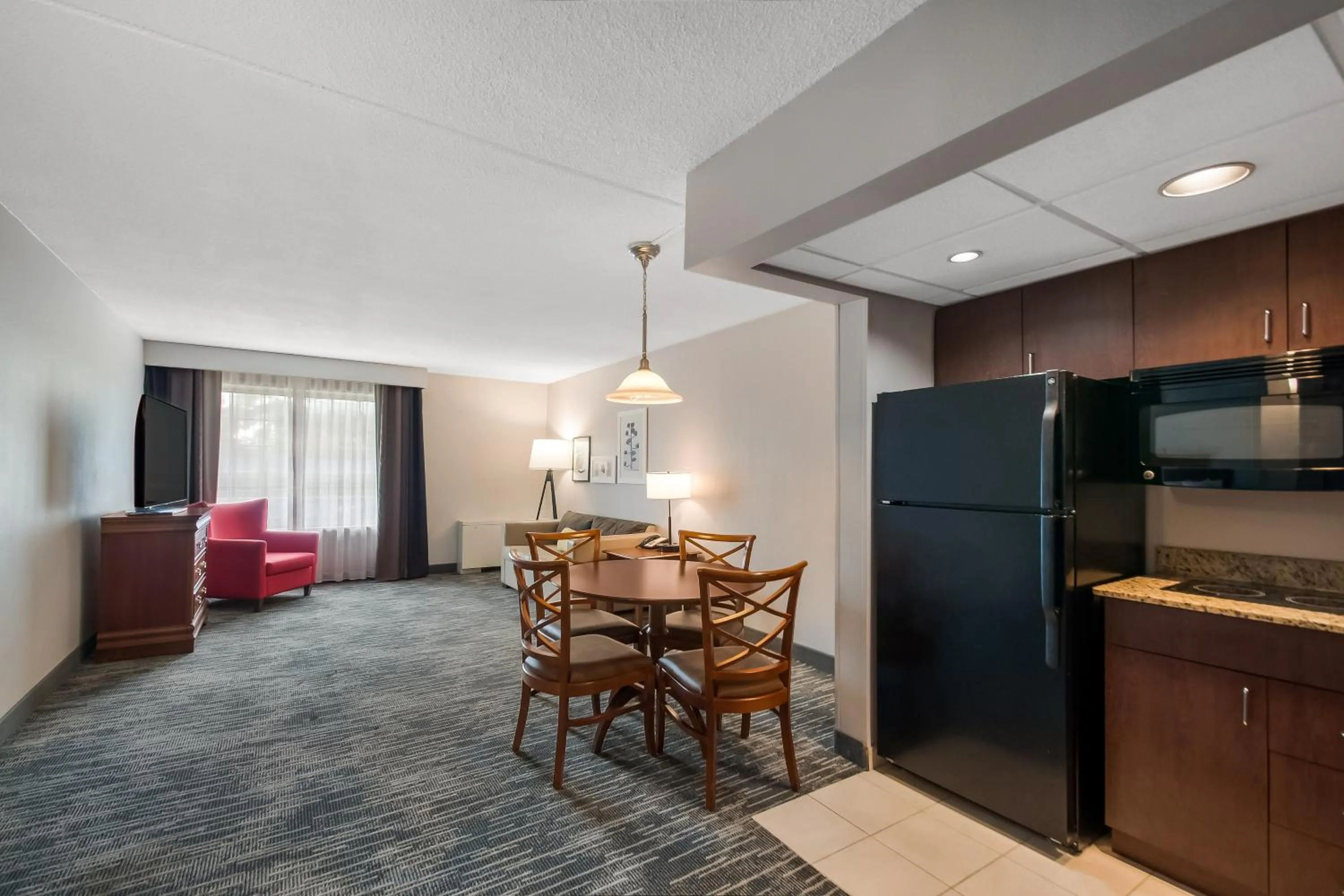 Kitchen or kitchenette in Country Inn & Suites by Radisson, Fredericksburg South I-95 , VA