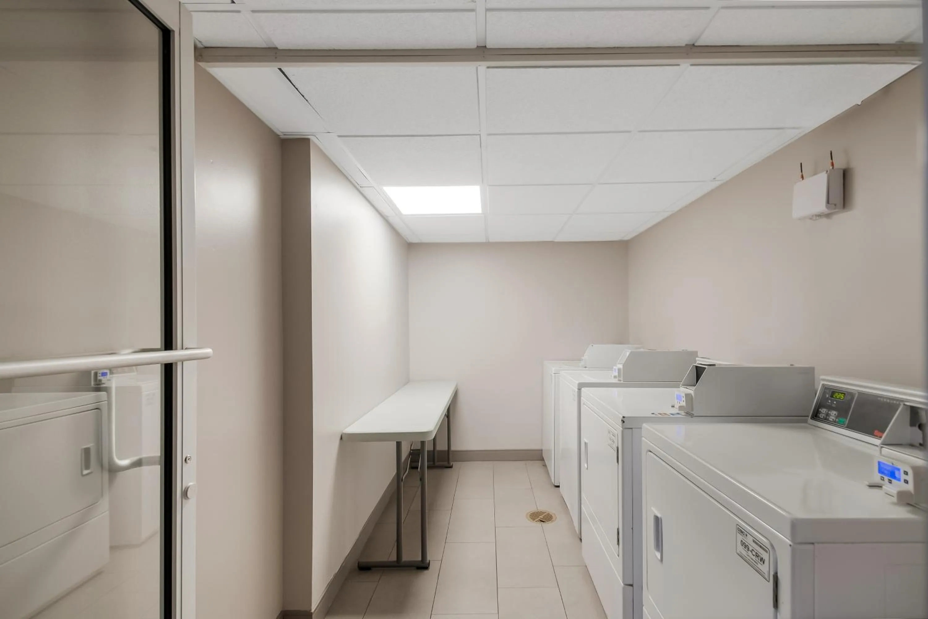 laundry in Country Inn & Suites by Radisson, Fredericksburg South I-95 , VA