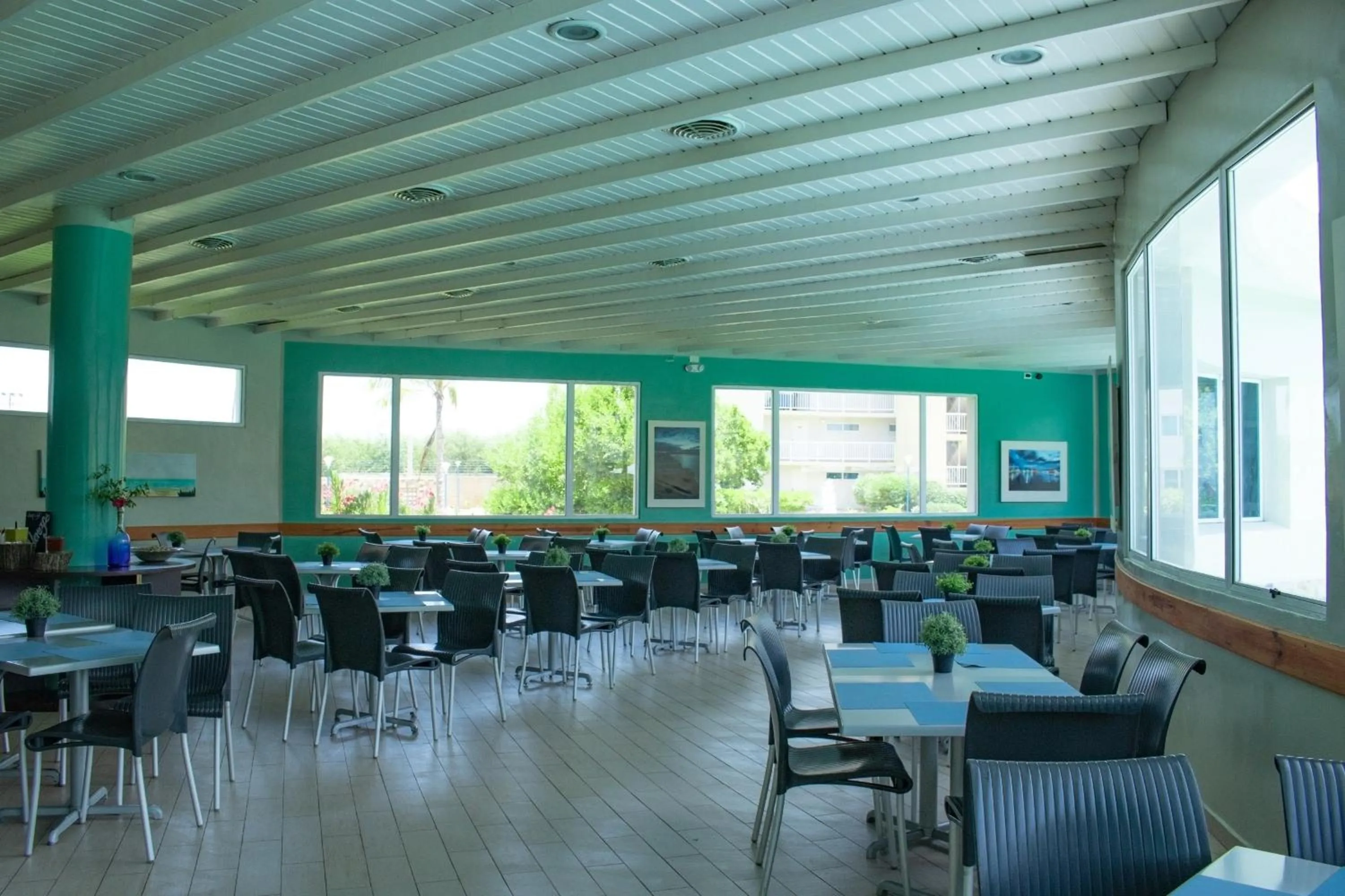 Restaurant/places to eat in Club Punta Playa Hotel