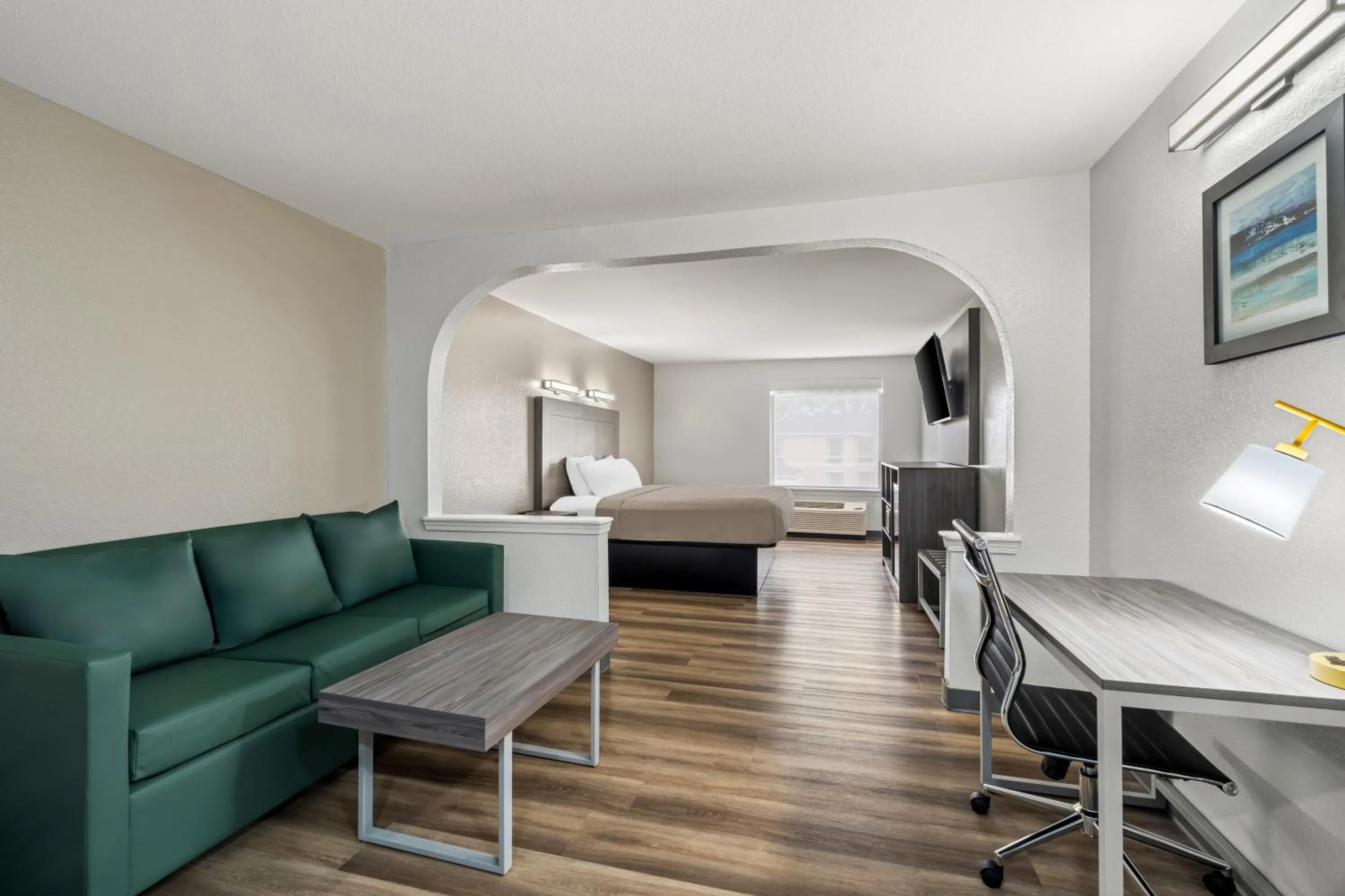 Seating area in Quality Inn & Suites Biloxi - Ocean Springs