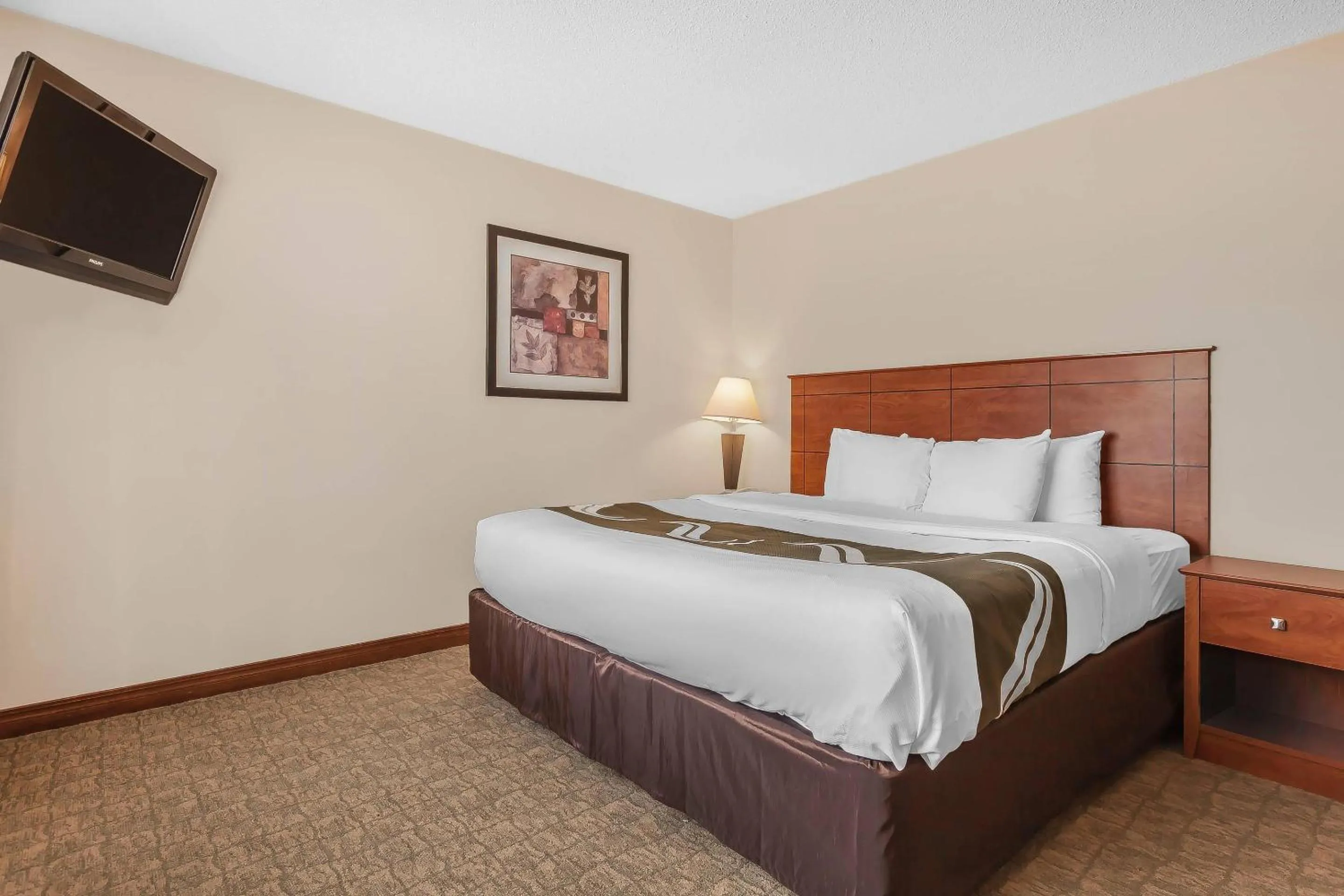 Bedroom, Bed in Quality Inn & Suites Owasso US-169