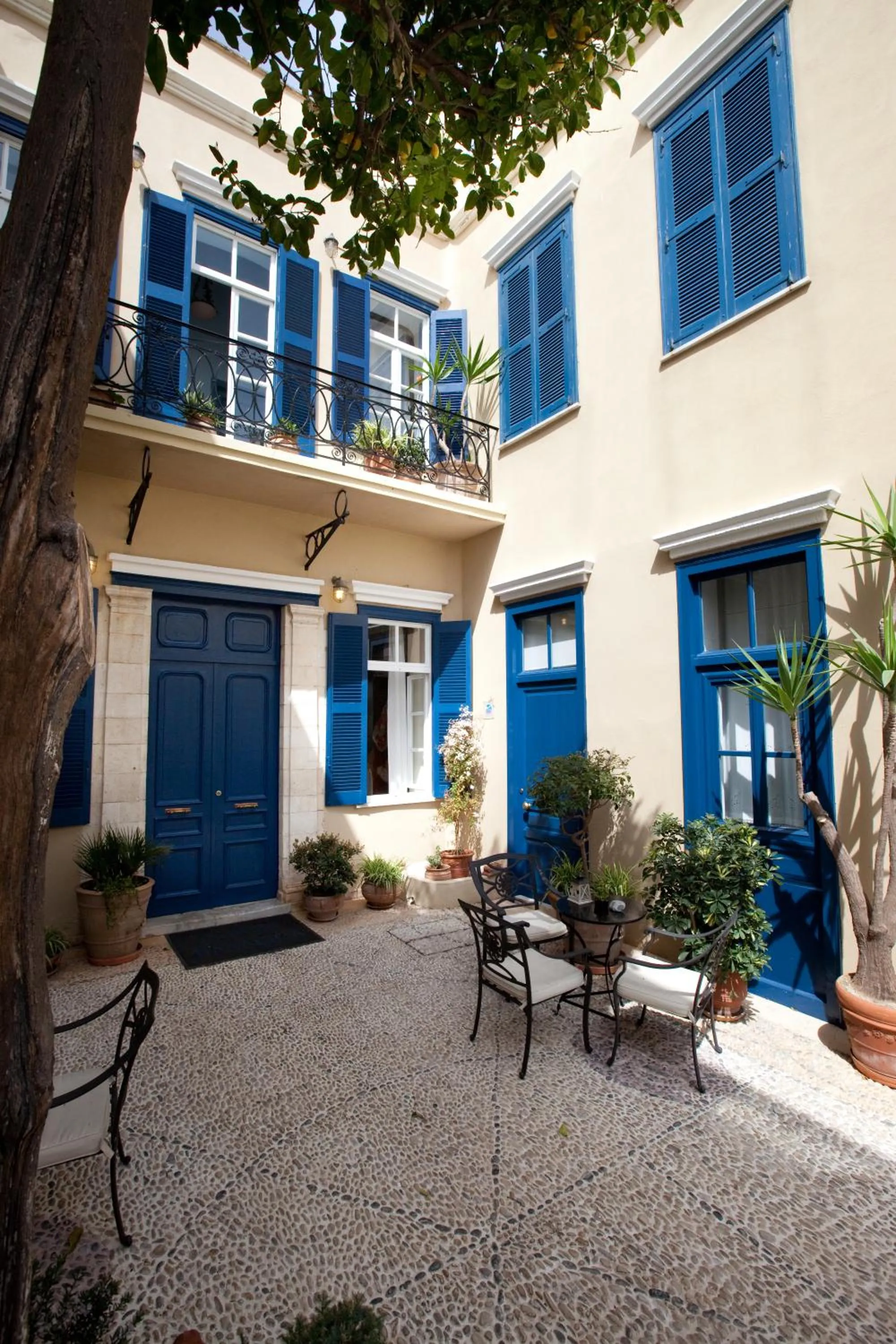 Patio in Suites Pandora