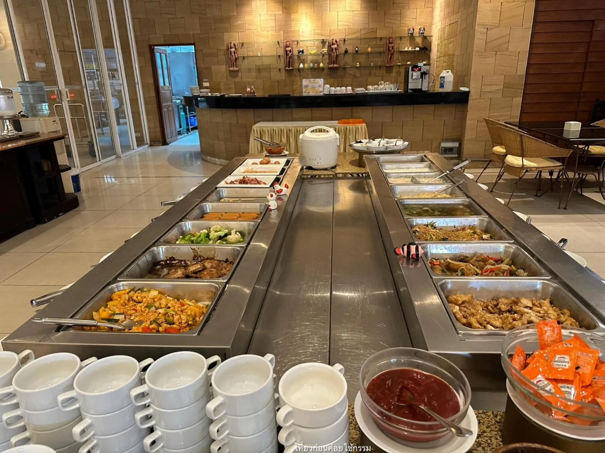 Restaurant/places to eat in Bella Villa Prima