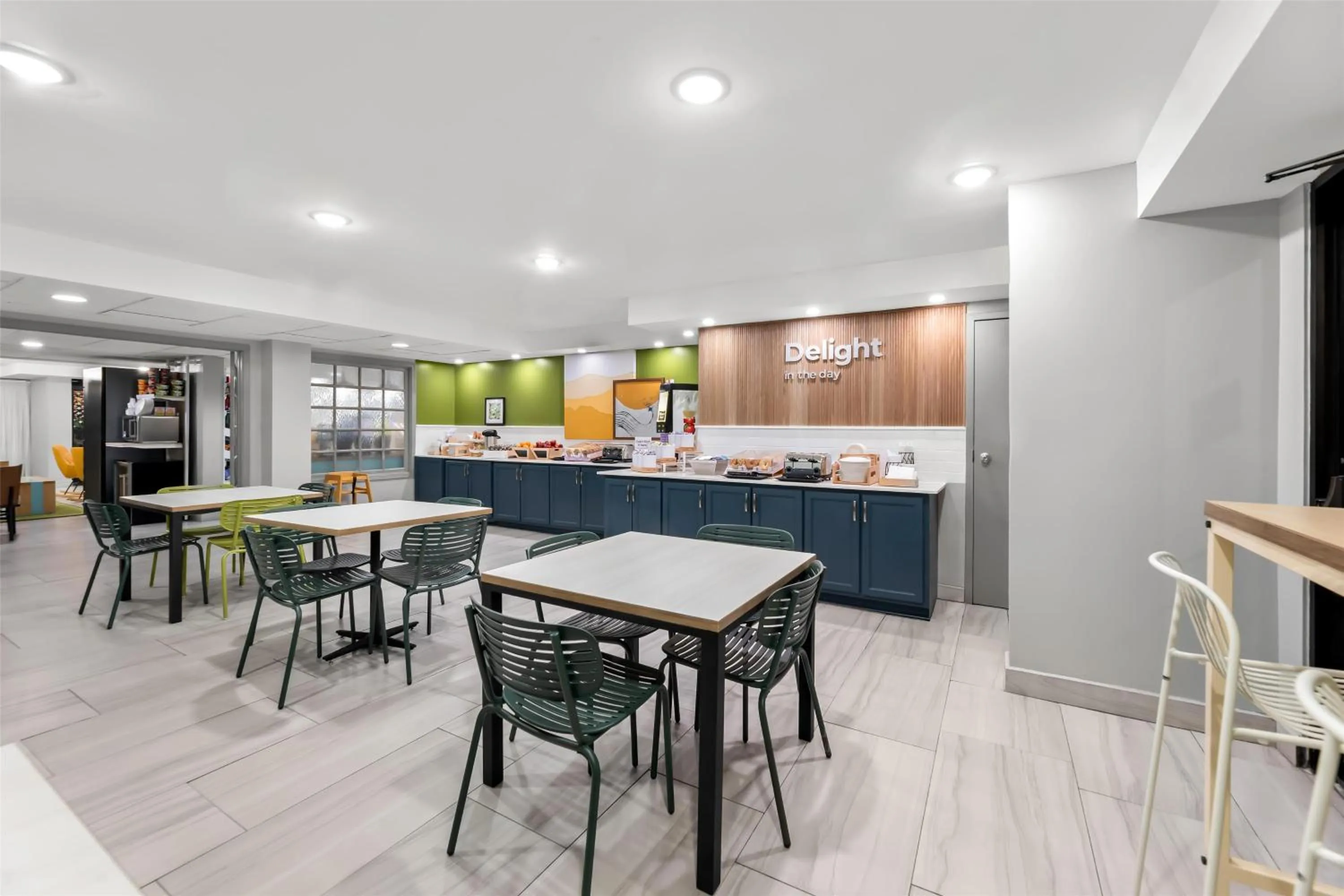 Breakfast in Spark By Hilton Biloxi Ocean Springs