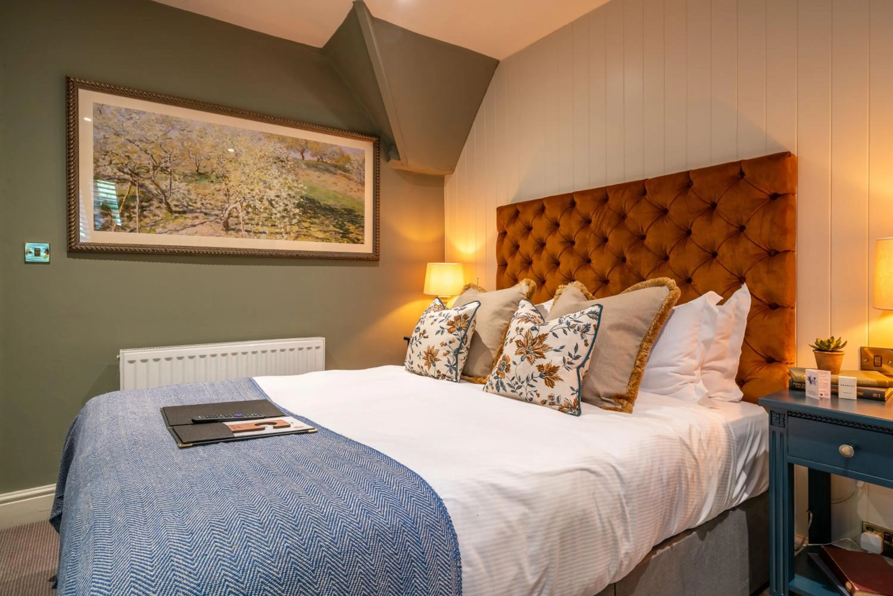 Photo of the whole room, Bed in The Northey Arms