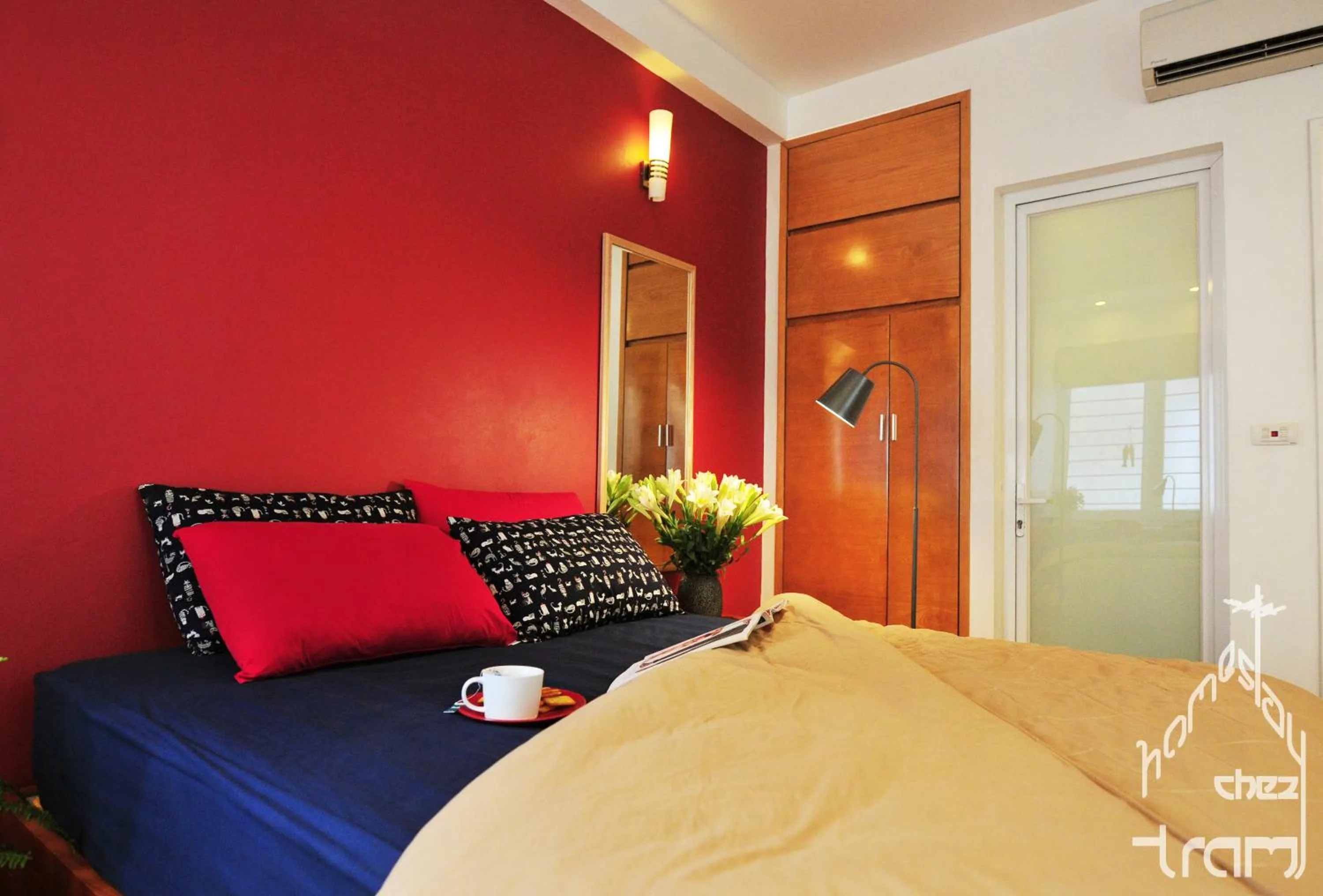 Photo of the whole room, Bed in Chez Tram Homestay