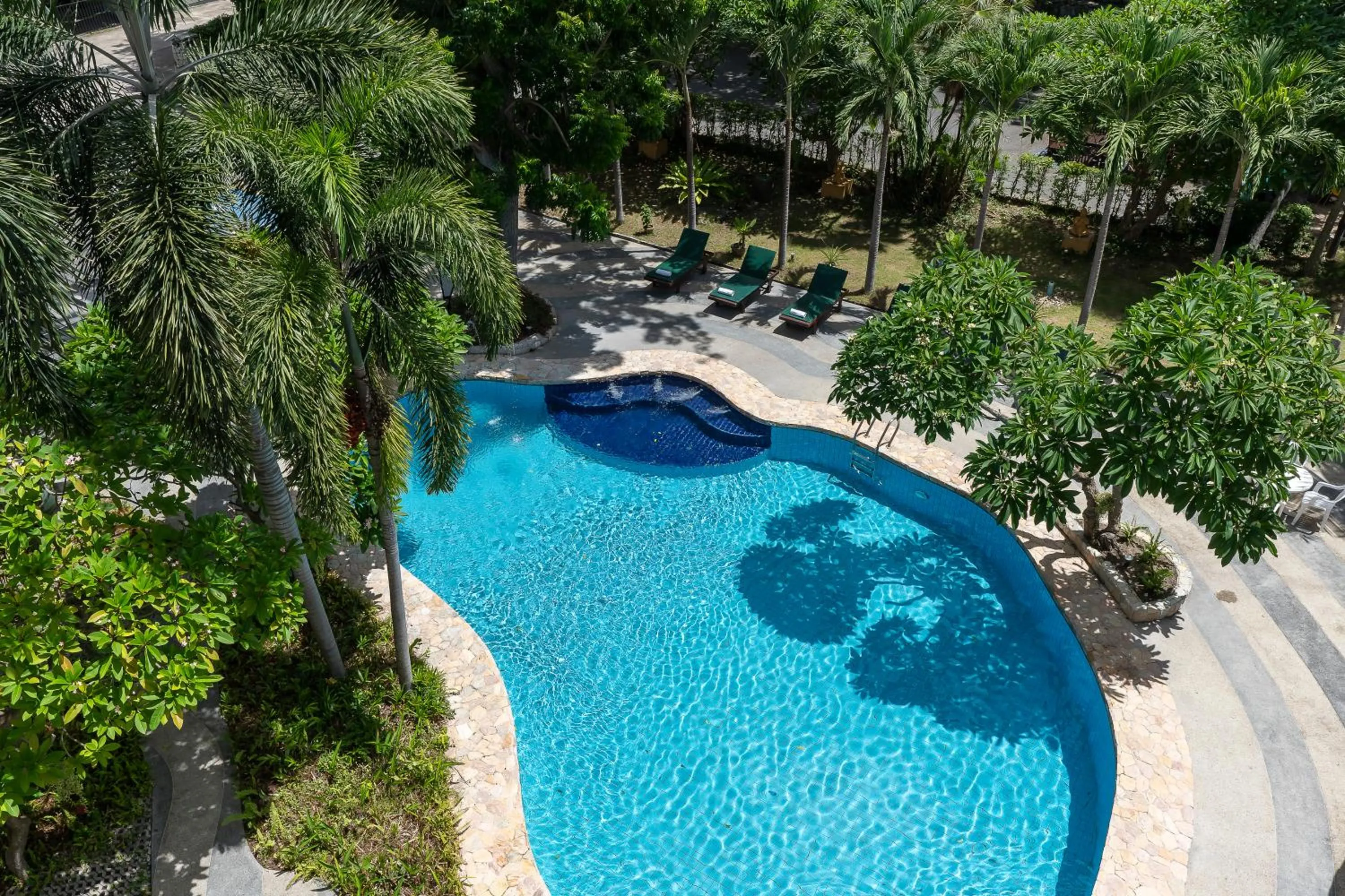 Pool view in Bella Villa Pattaya 3rd Road