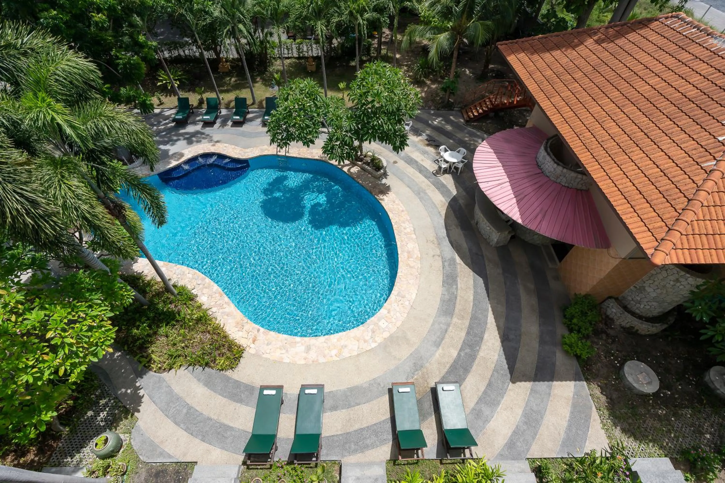 Swimming pool in Bella Villa Pattaya 3rd Road