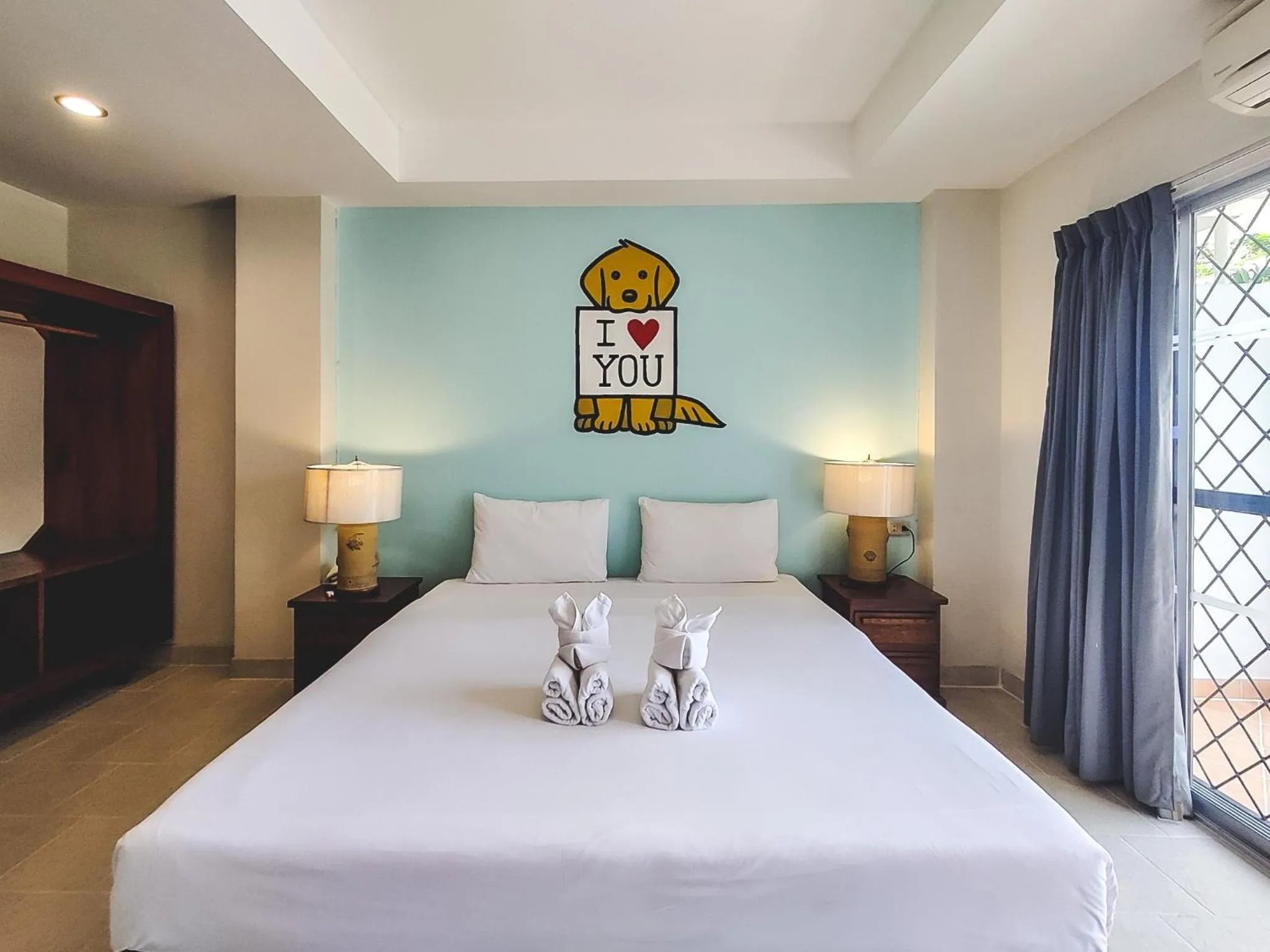 Bed in Bella Villa Pattaya 3rd Road