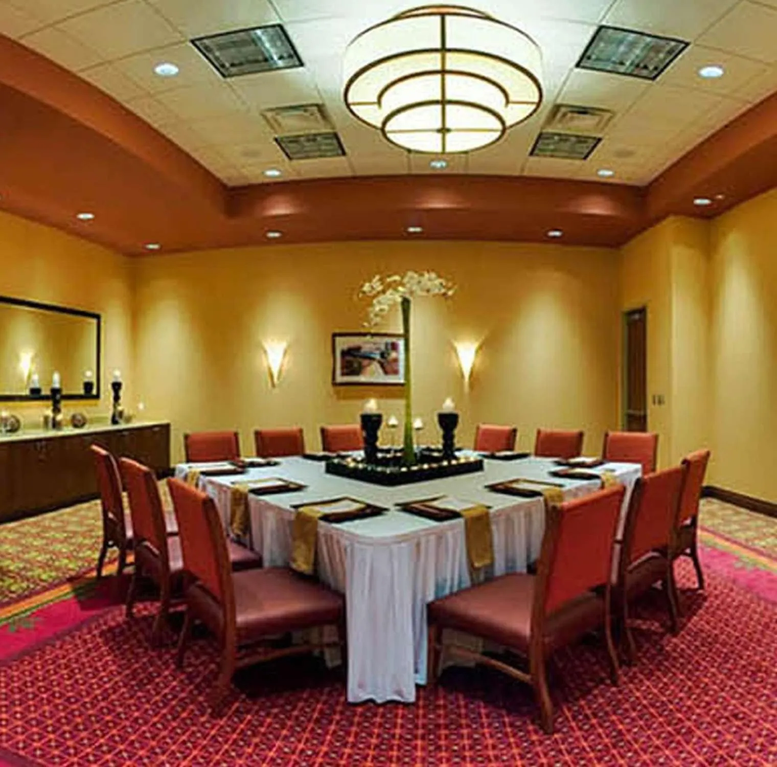 Meeting/conference room in Embassy Suites Omaha- La Vista/ Hotel & Conference Center