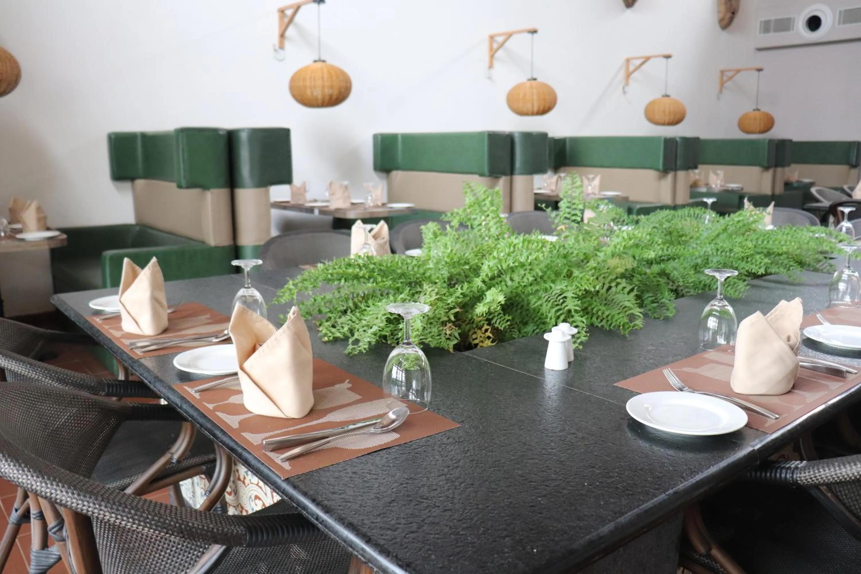 Restaurant/places to eat in Swosti Chilika Resort