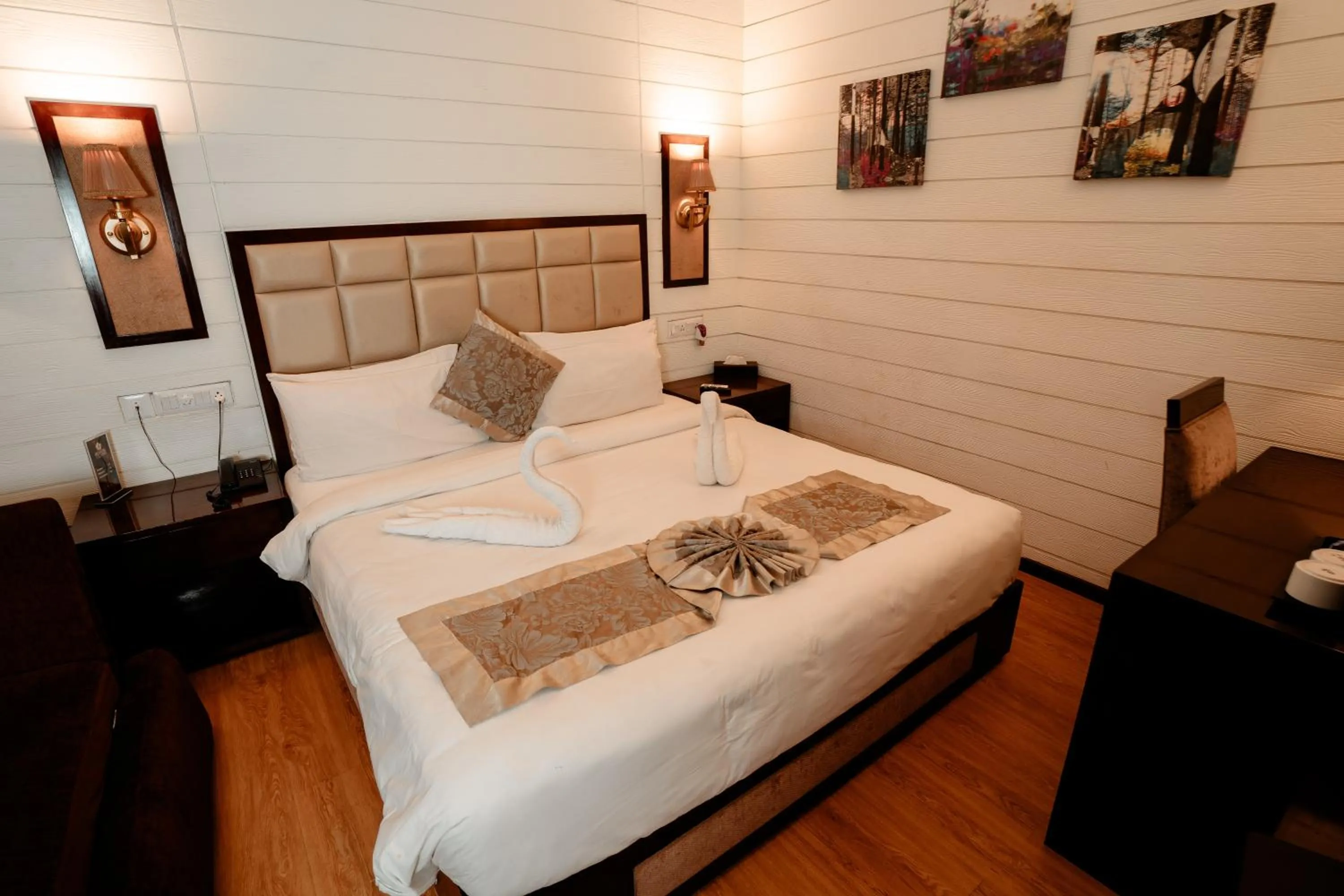 Bedroom, Bed in Sinon Baga Retreat