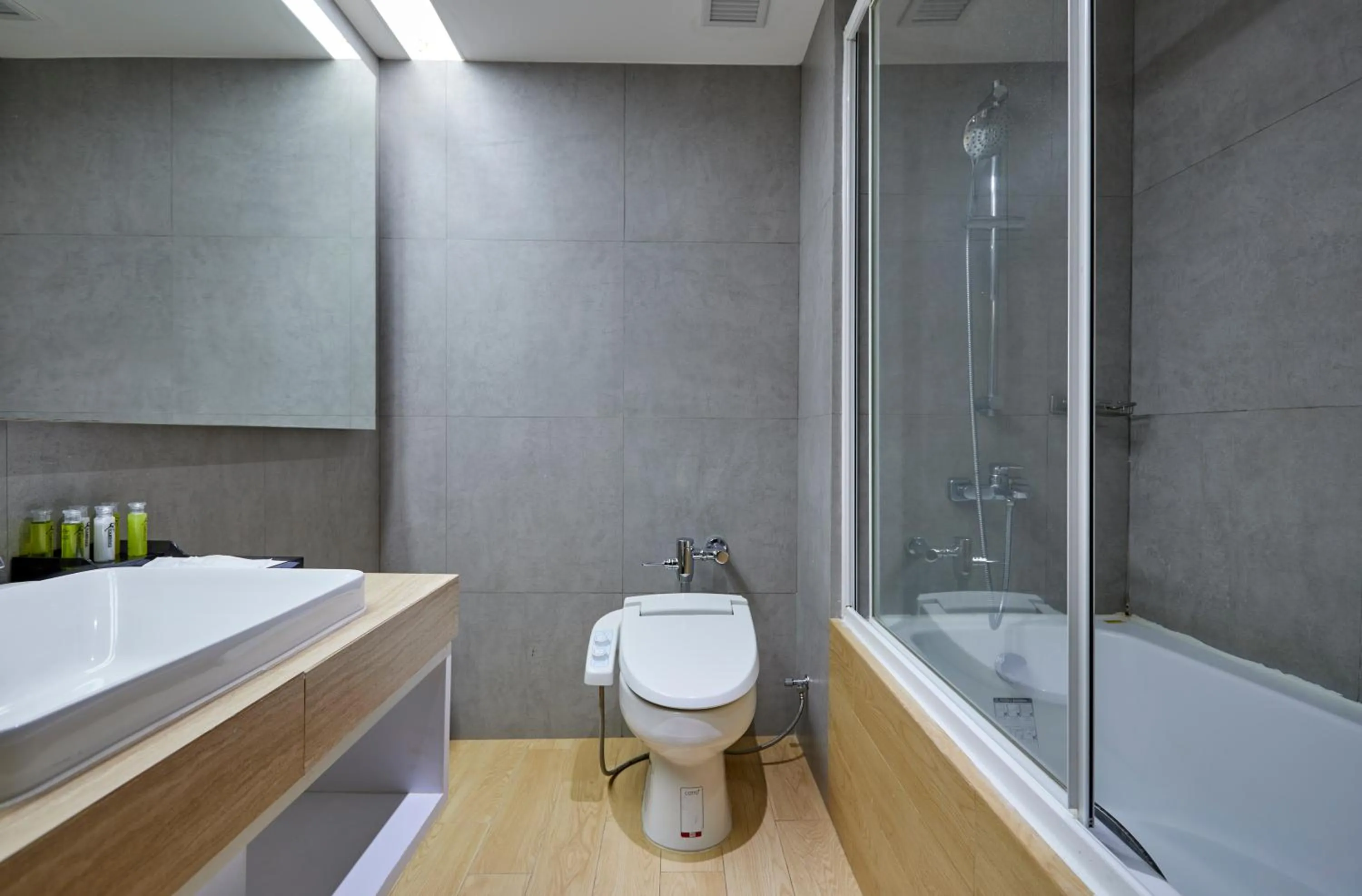 Shower in The Four Wings Hotel Bangkok