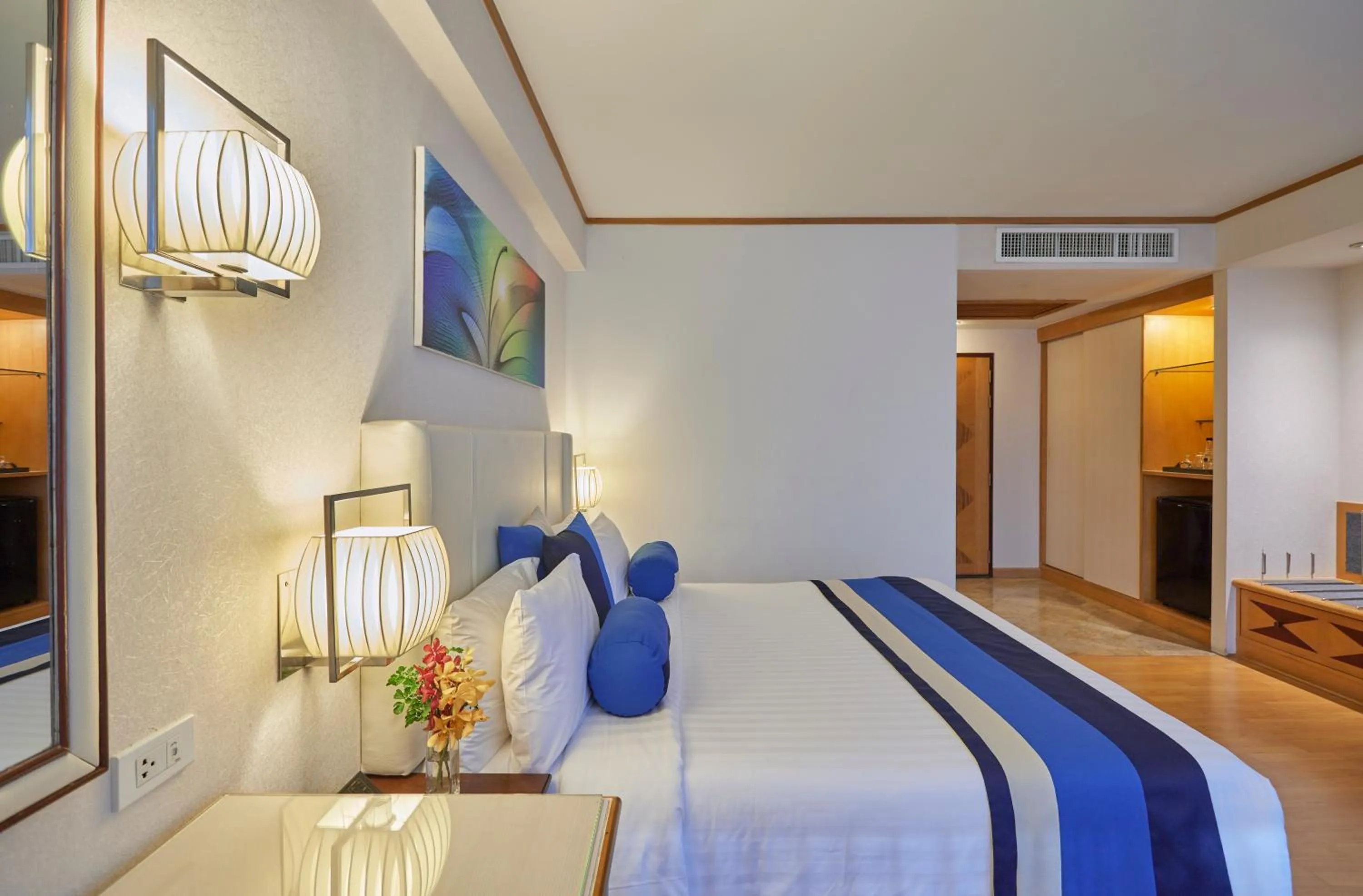 Bed in The Four Wings Hotel Bangkok