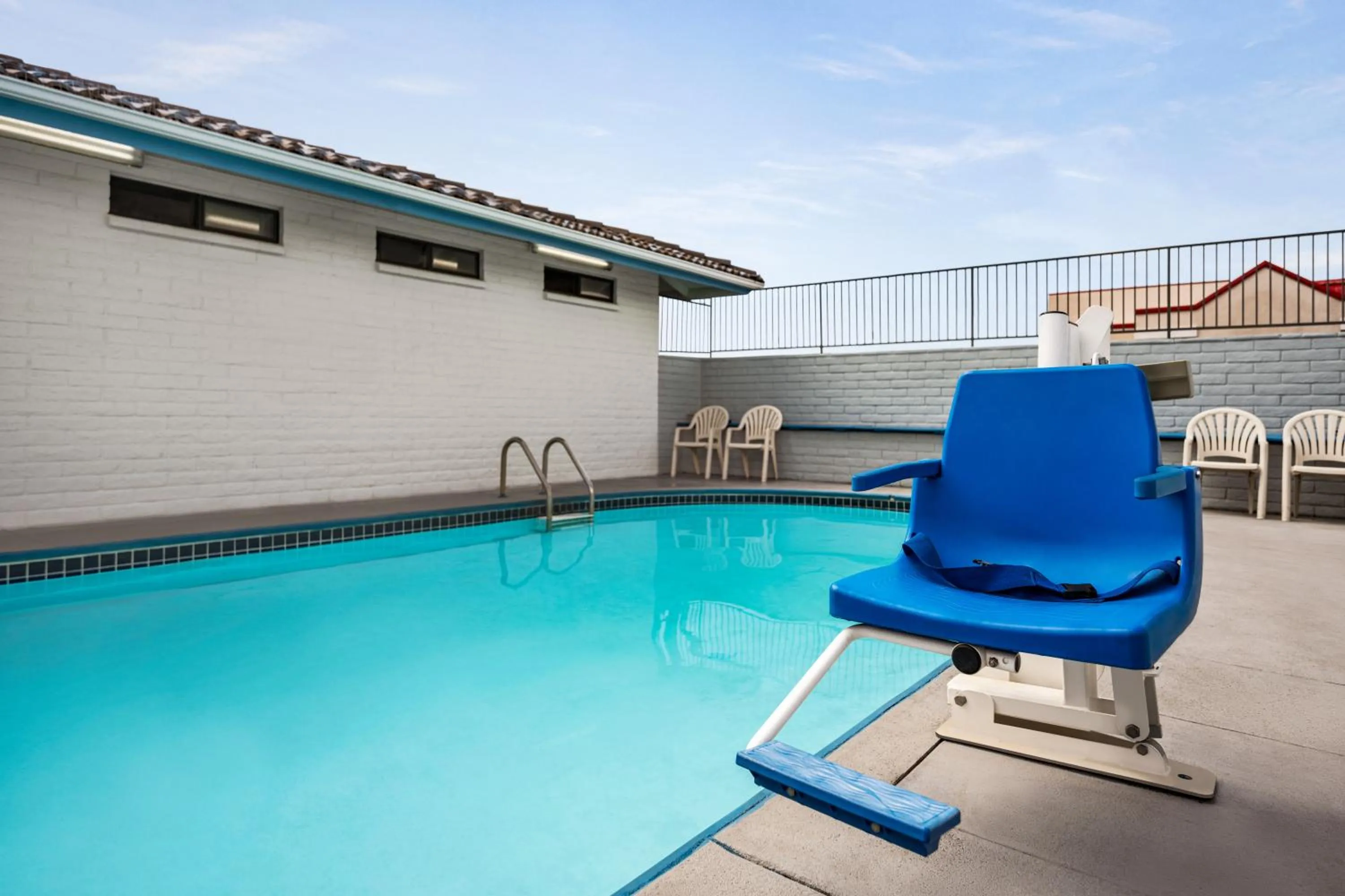 Swimming pool in Baymont by Wyndham Kingman