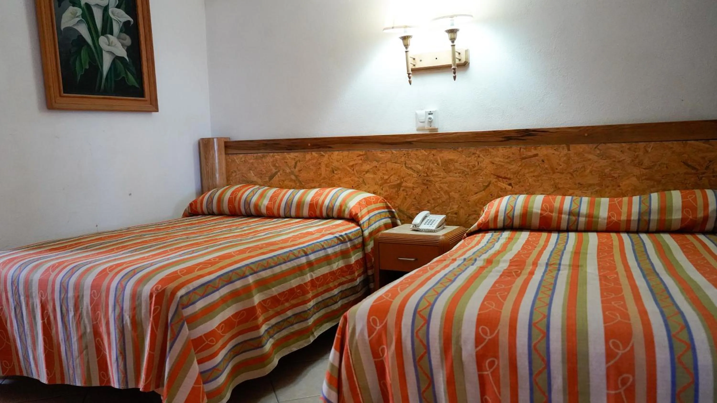 Bedroom, Bed in Tropicana Hotel Puerto Vallarta