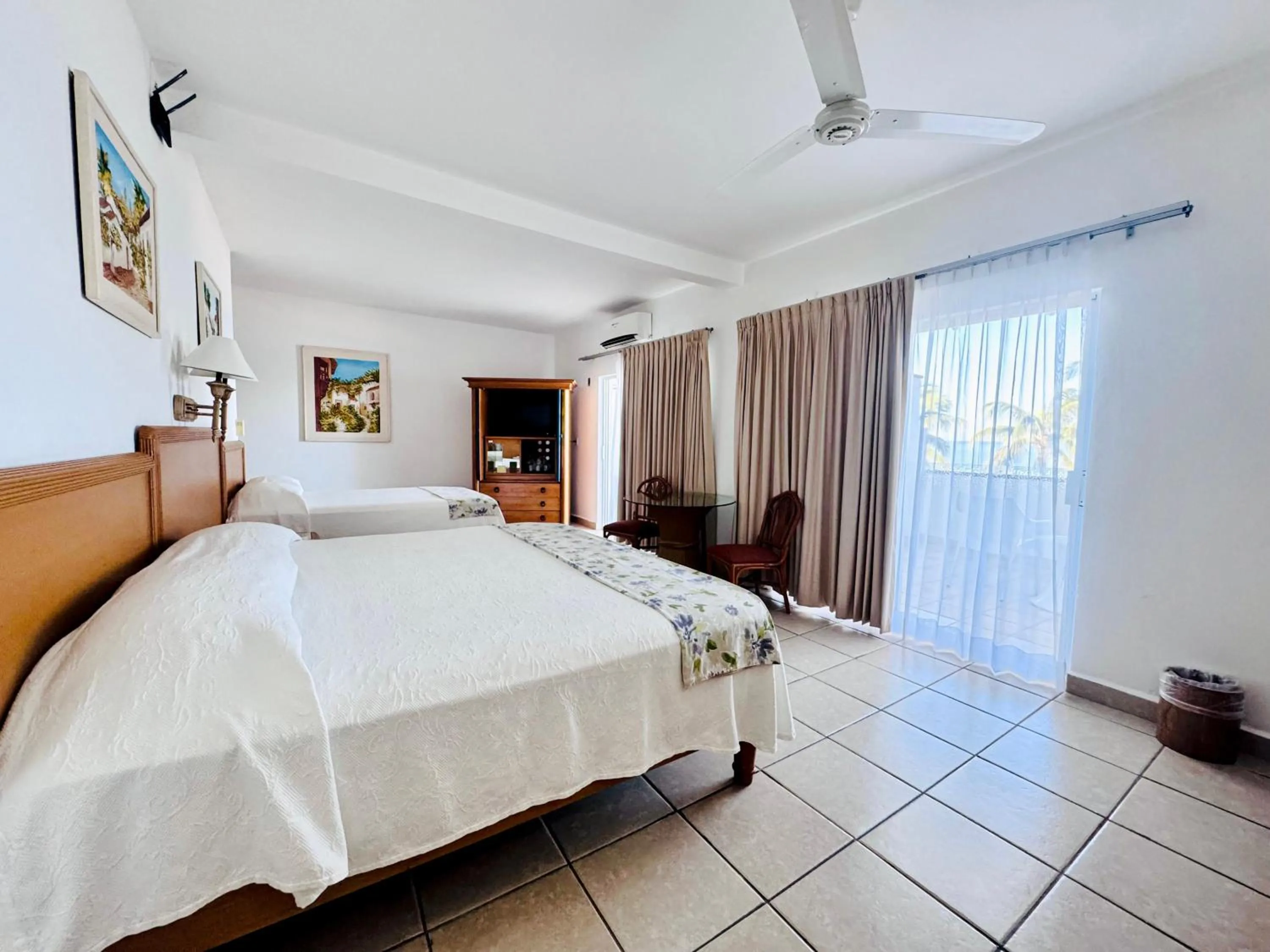 Bed in Tropicana Hotel Puerto Vallarta