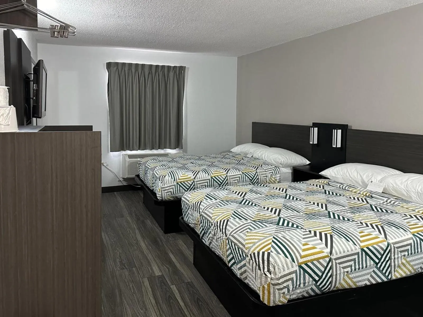 Bed in Motel 6-Omaha, NE