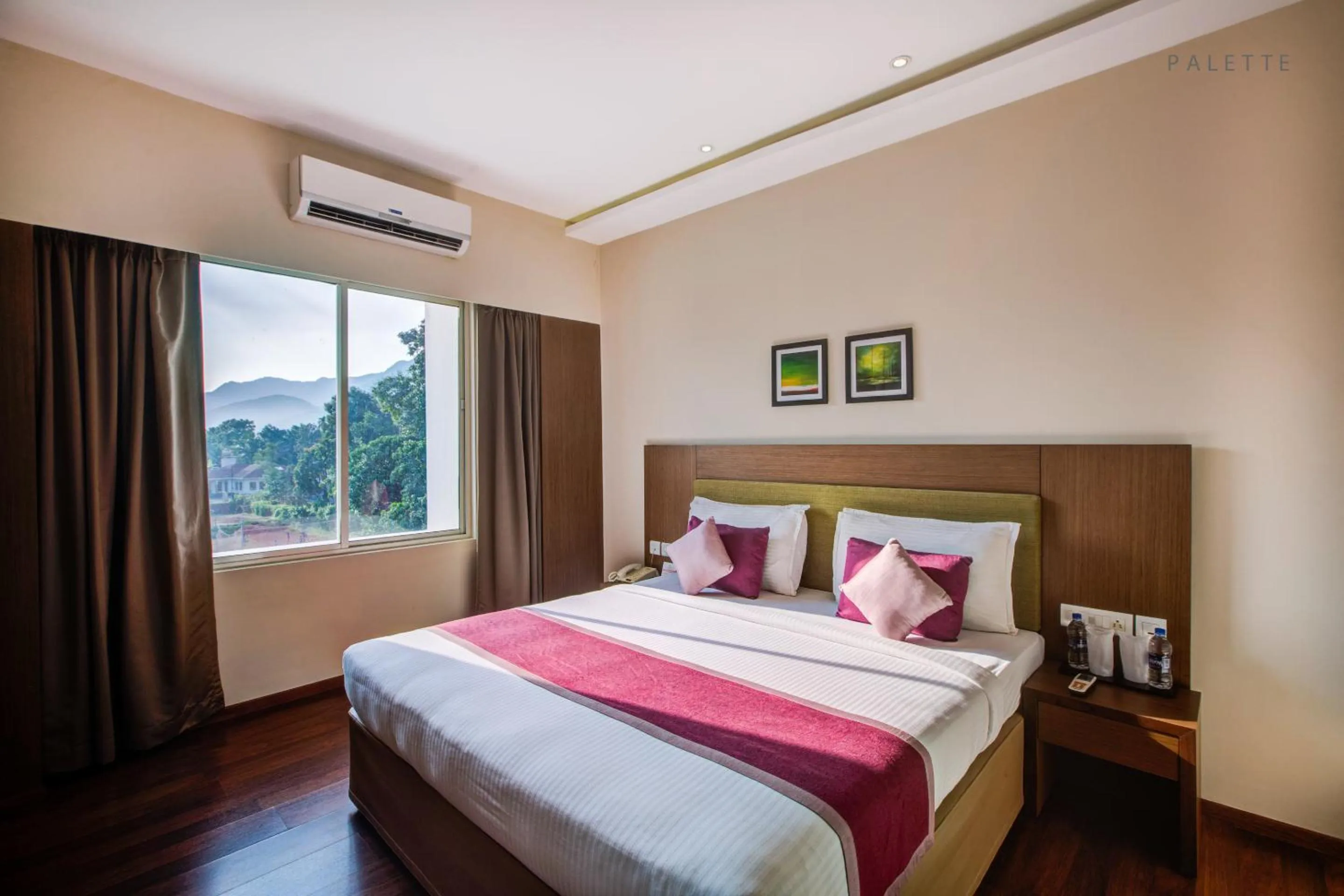 Bedroom, Bed in JK Residency Kelakam