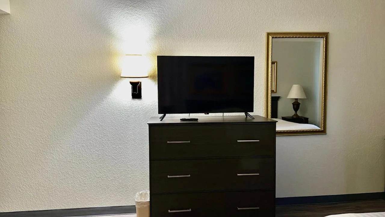 Ruskin Inn Tampa-Sun City Center