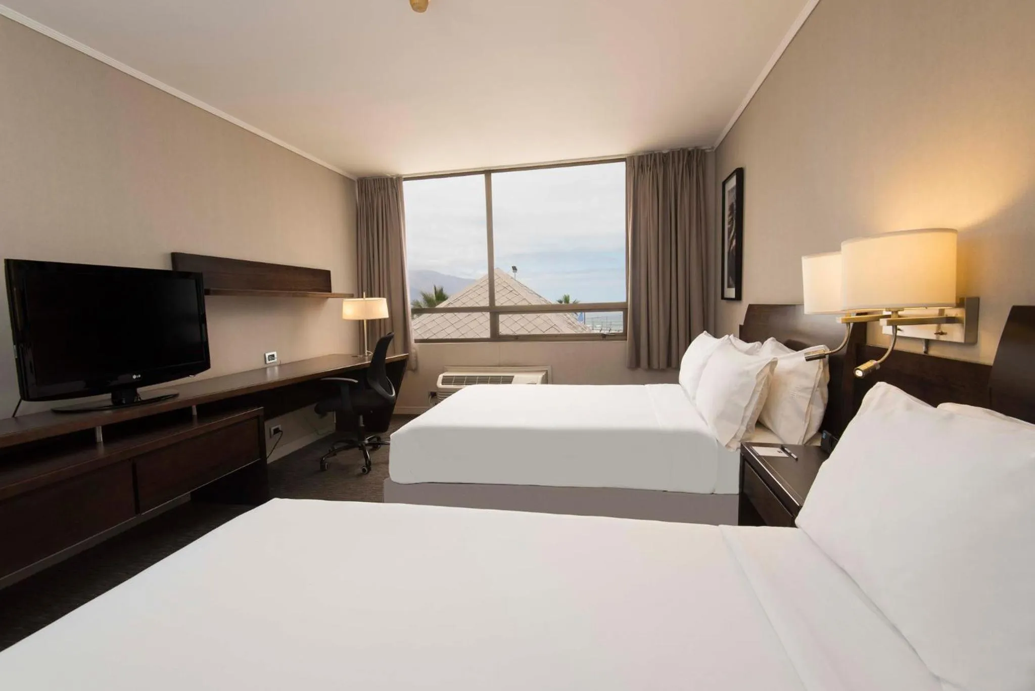 Photo of the whole room, Bed in Holiday Inn Express - Iquique by IHG