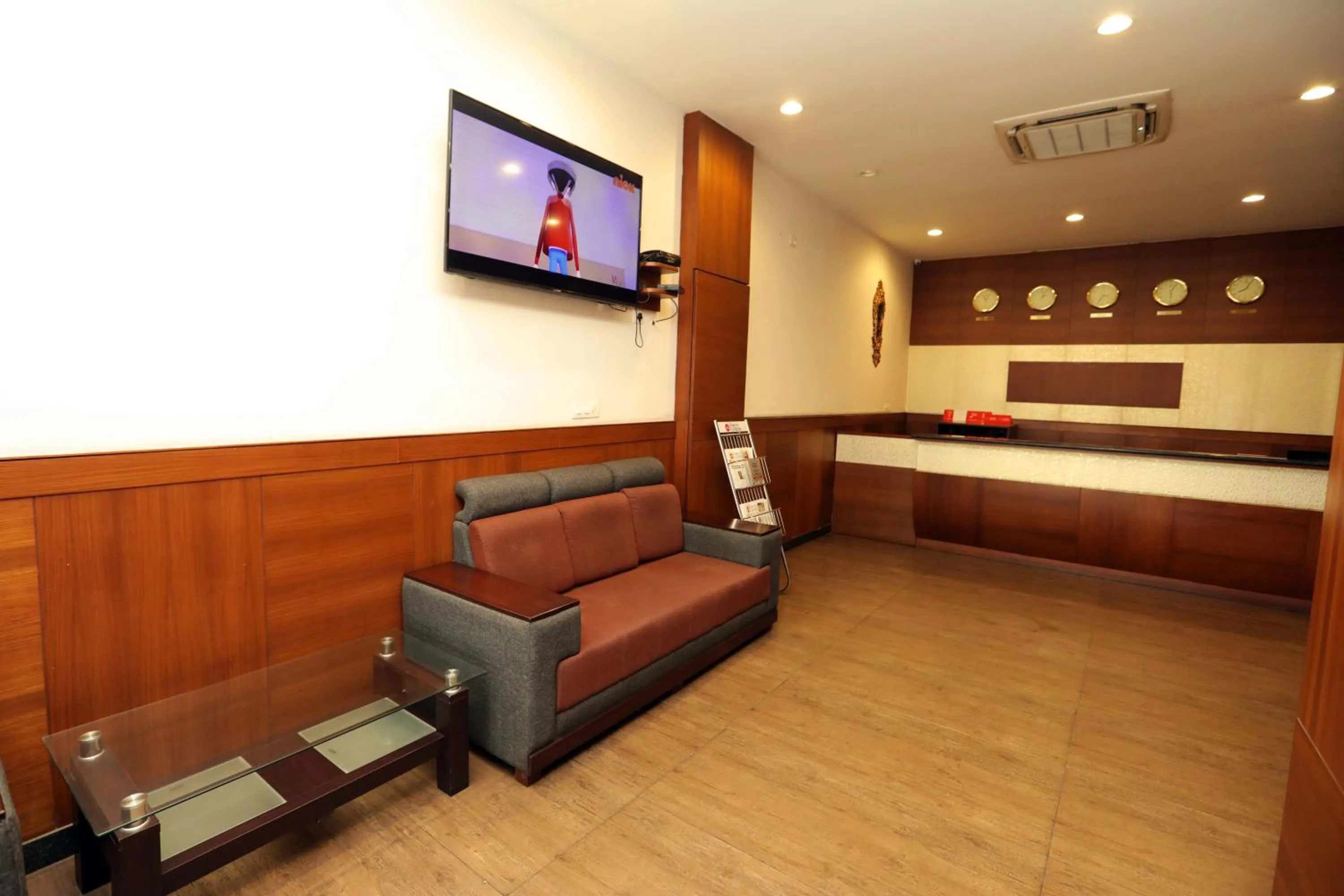 Lobby or reception in Traders Hotel - Kankanady, Mangalore