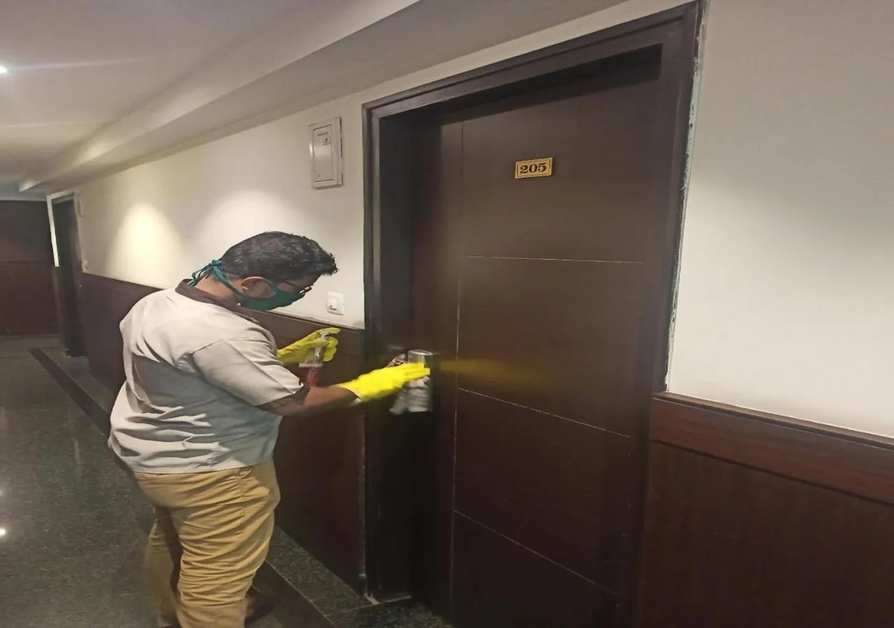 Staff in Traders Hotel - Kankanady, Mangalore