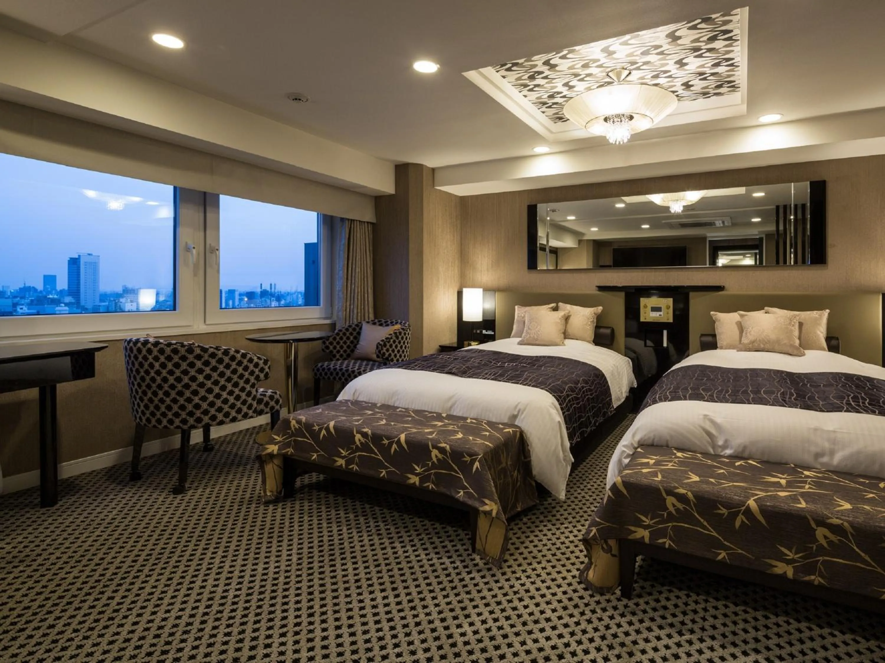 Bed in APA Hotel & Resort Nishishinjuku Gochome Ekimae Tower - Formerly APA Hotel & Resort Nishishinjuku Gochome Eki Tower