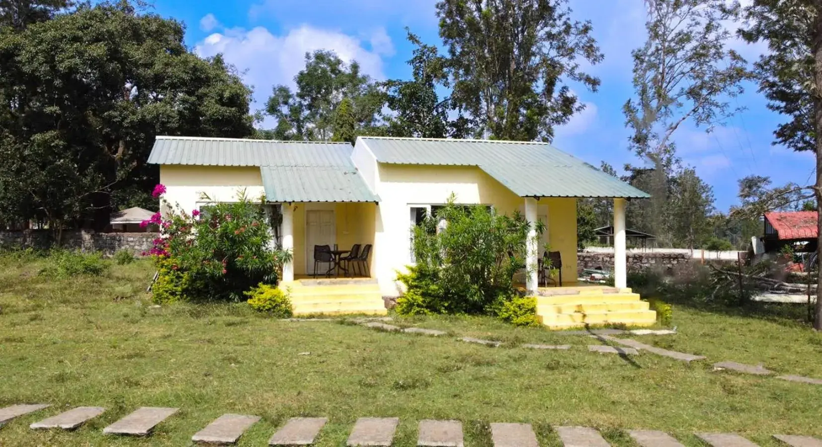 Deluxe King Studio in River Valley Resort Deluxe King Studio in River Valley Resort