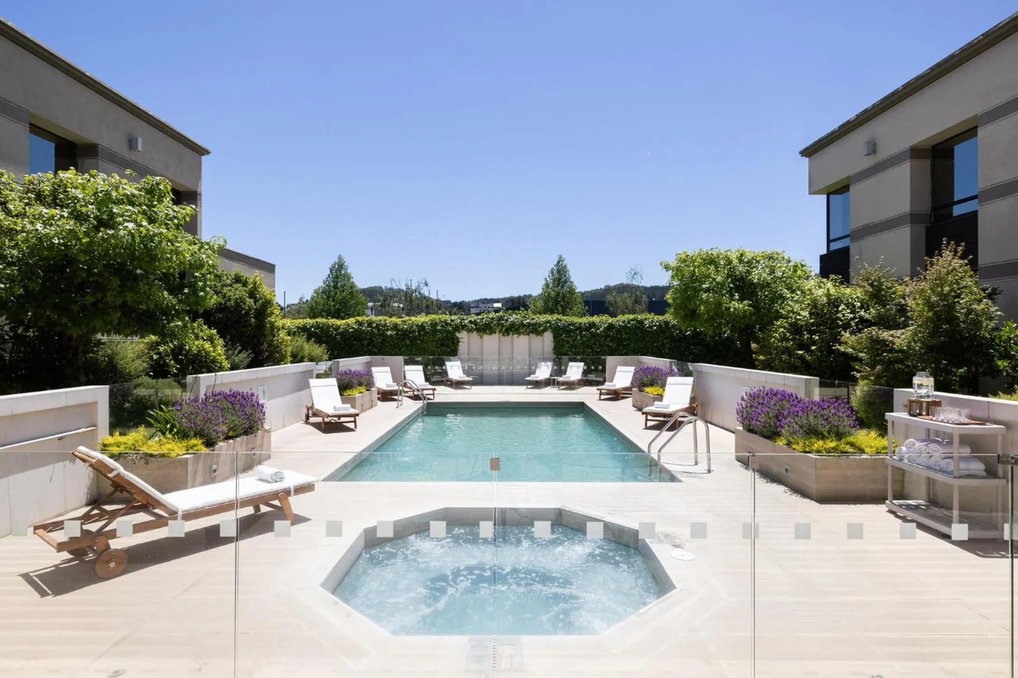 Swimming pool in Holiday Inn Express - Temuco by IHG