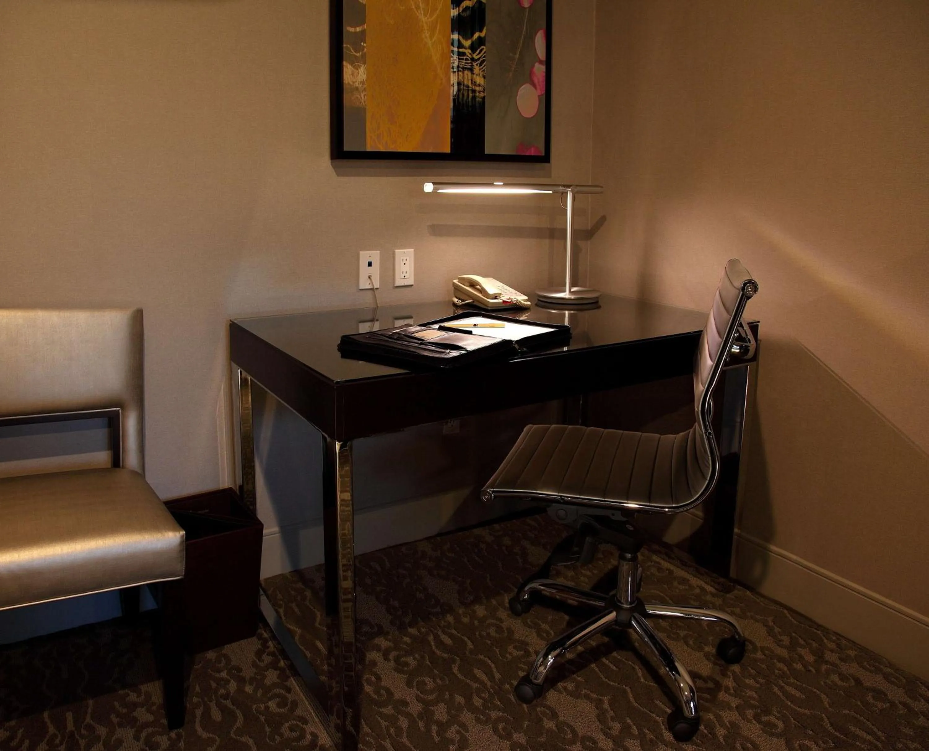 Bedroom in DoubleTree by Hilton Claremont