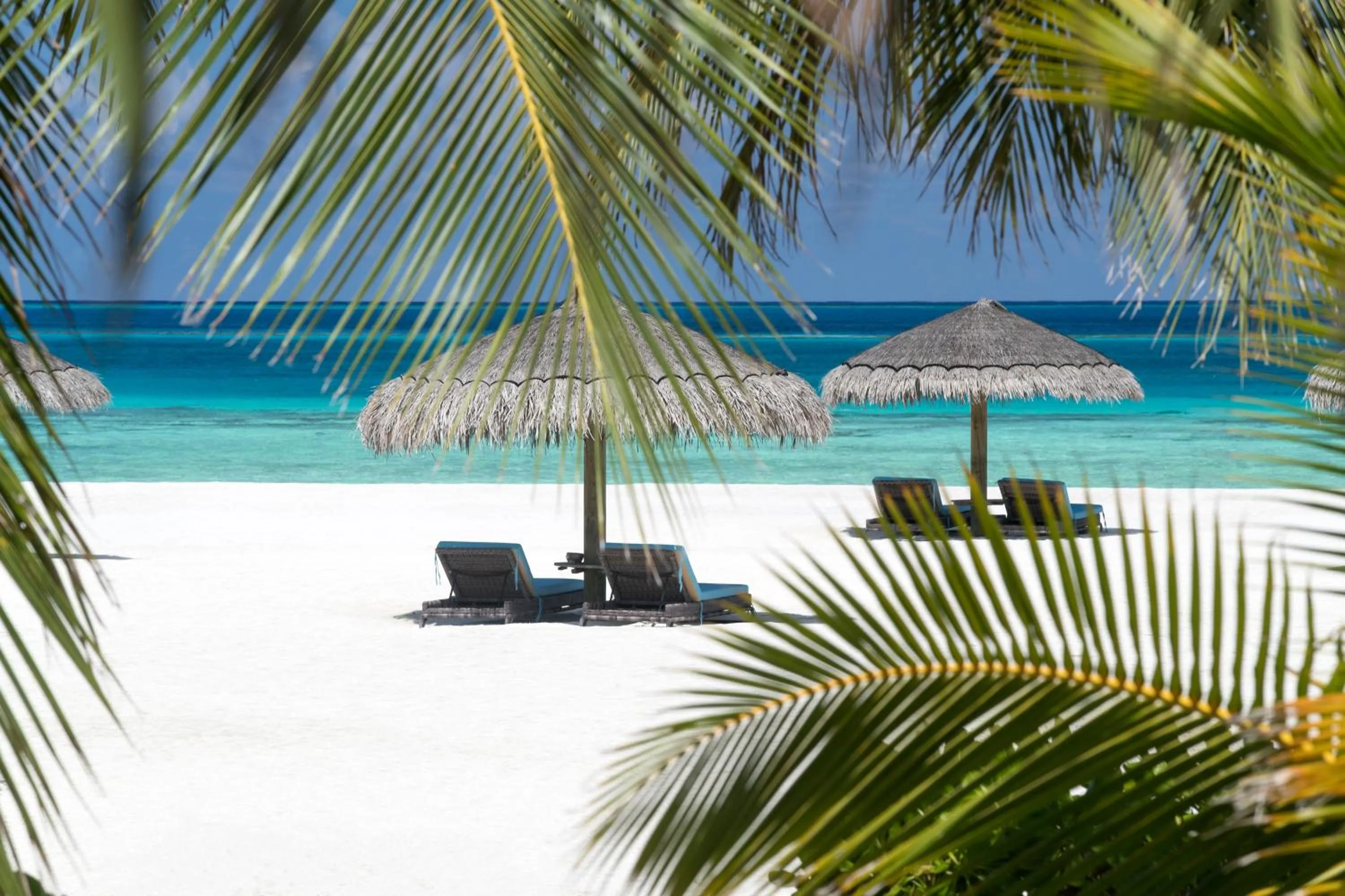 Beach in Constance Moofushi Maldives - All Inclusive