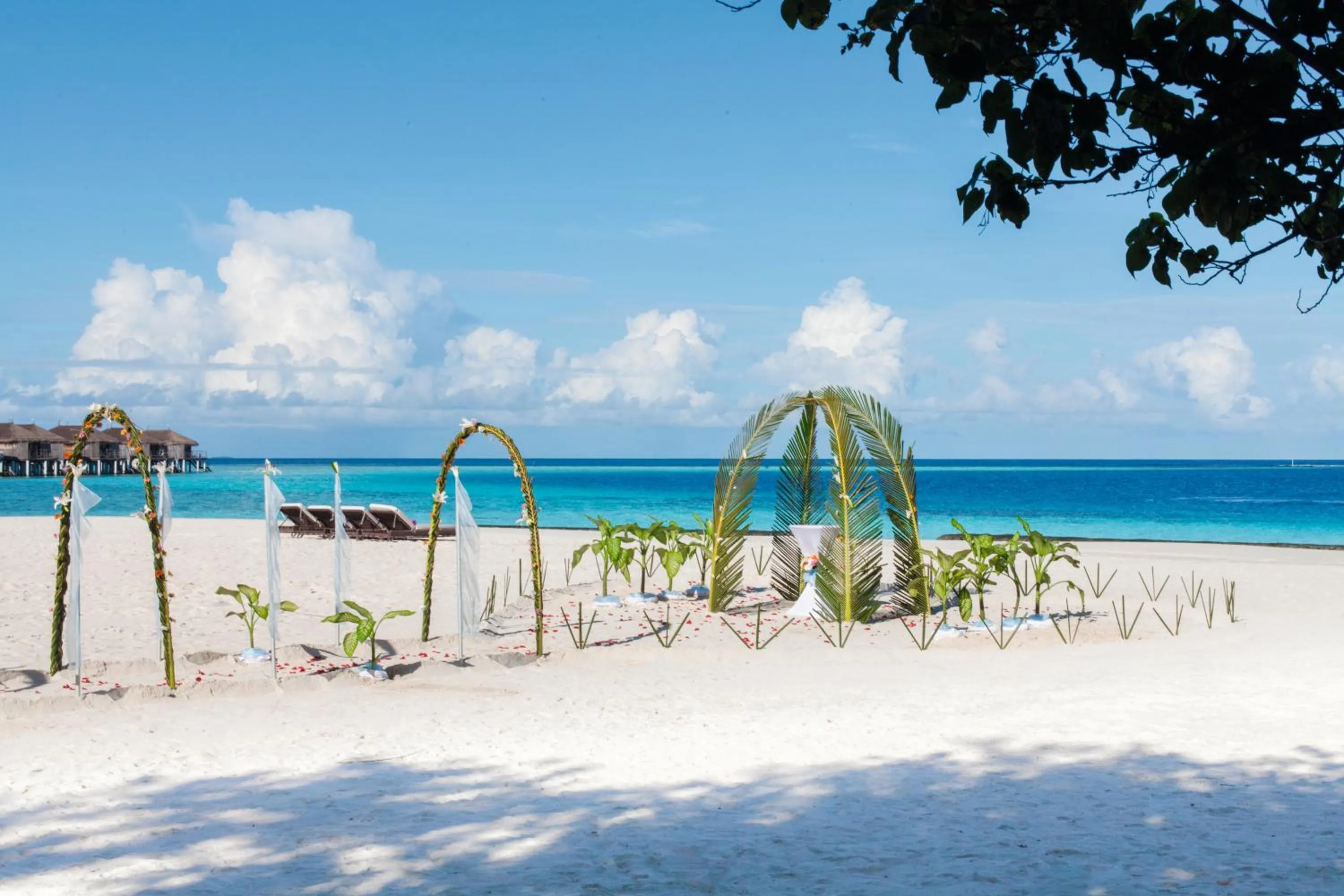 wedding in Constance Moofushi Maldives - All Inclusive