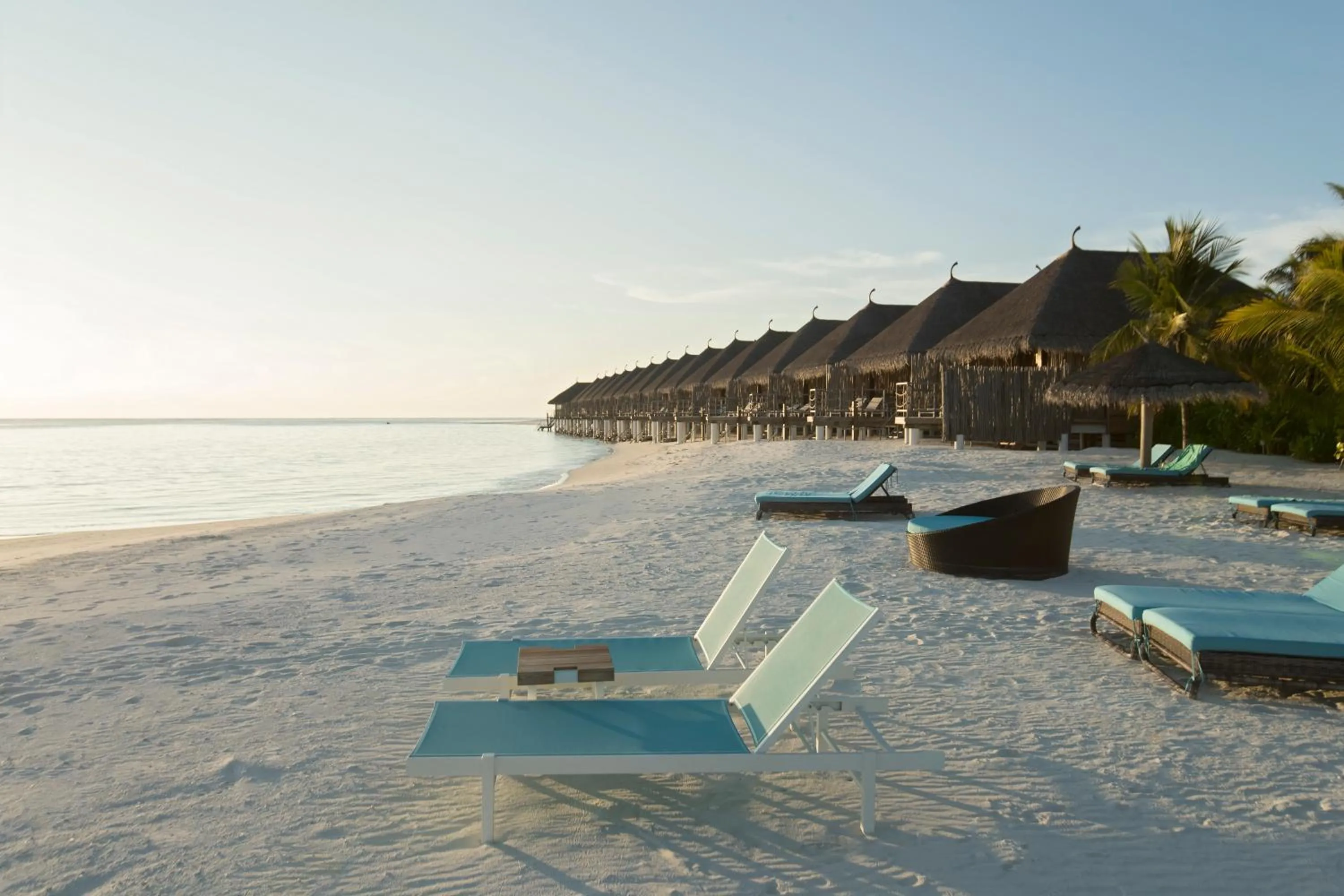 Beach in Constance Moofushi Maldives - All Inclusive