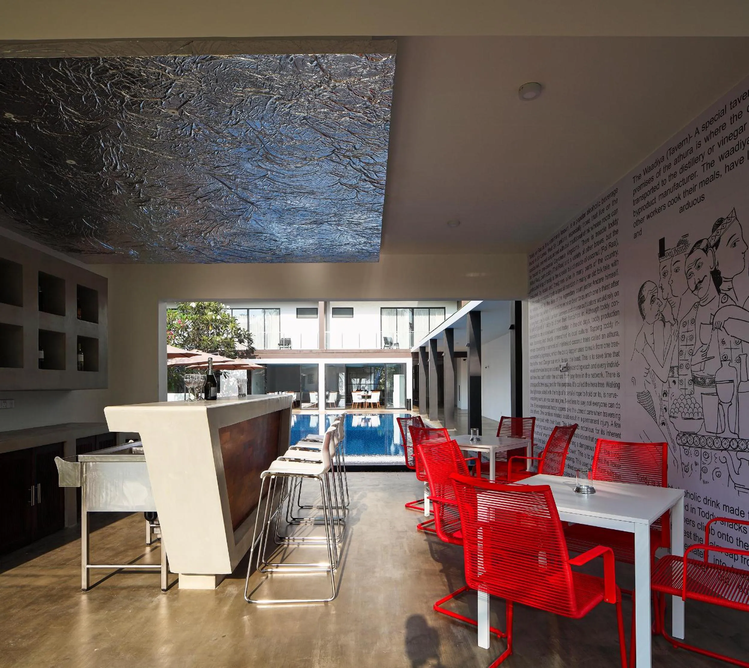 Lounge or bar in Serendiva Beach