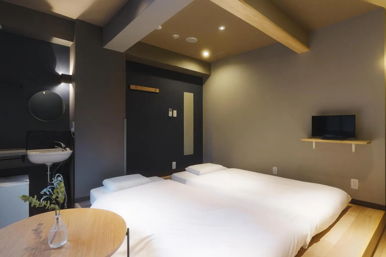 Bed in LINNAS Kanazawa