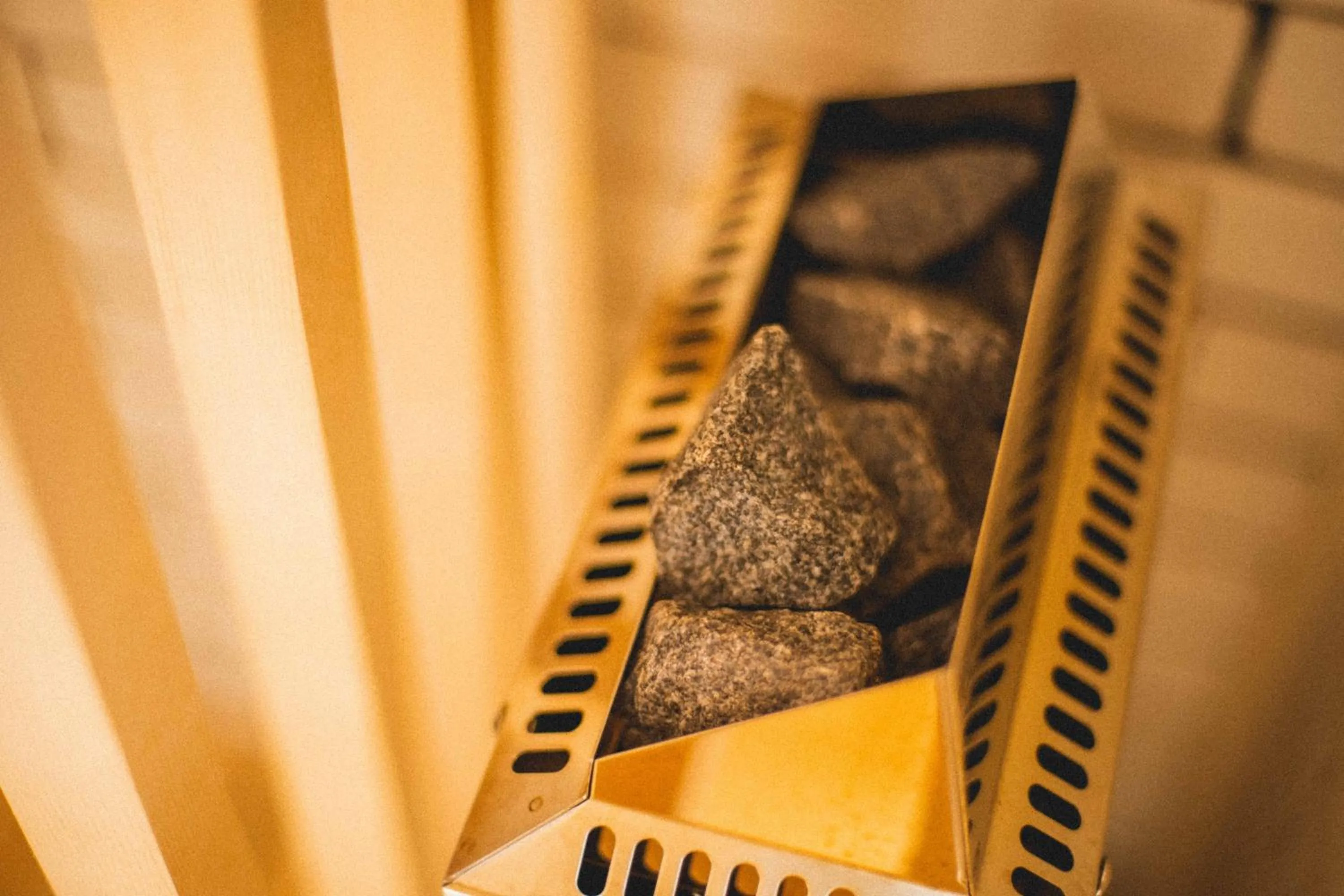 Hot Tub in LINNAS Kanazawa