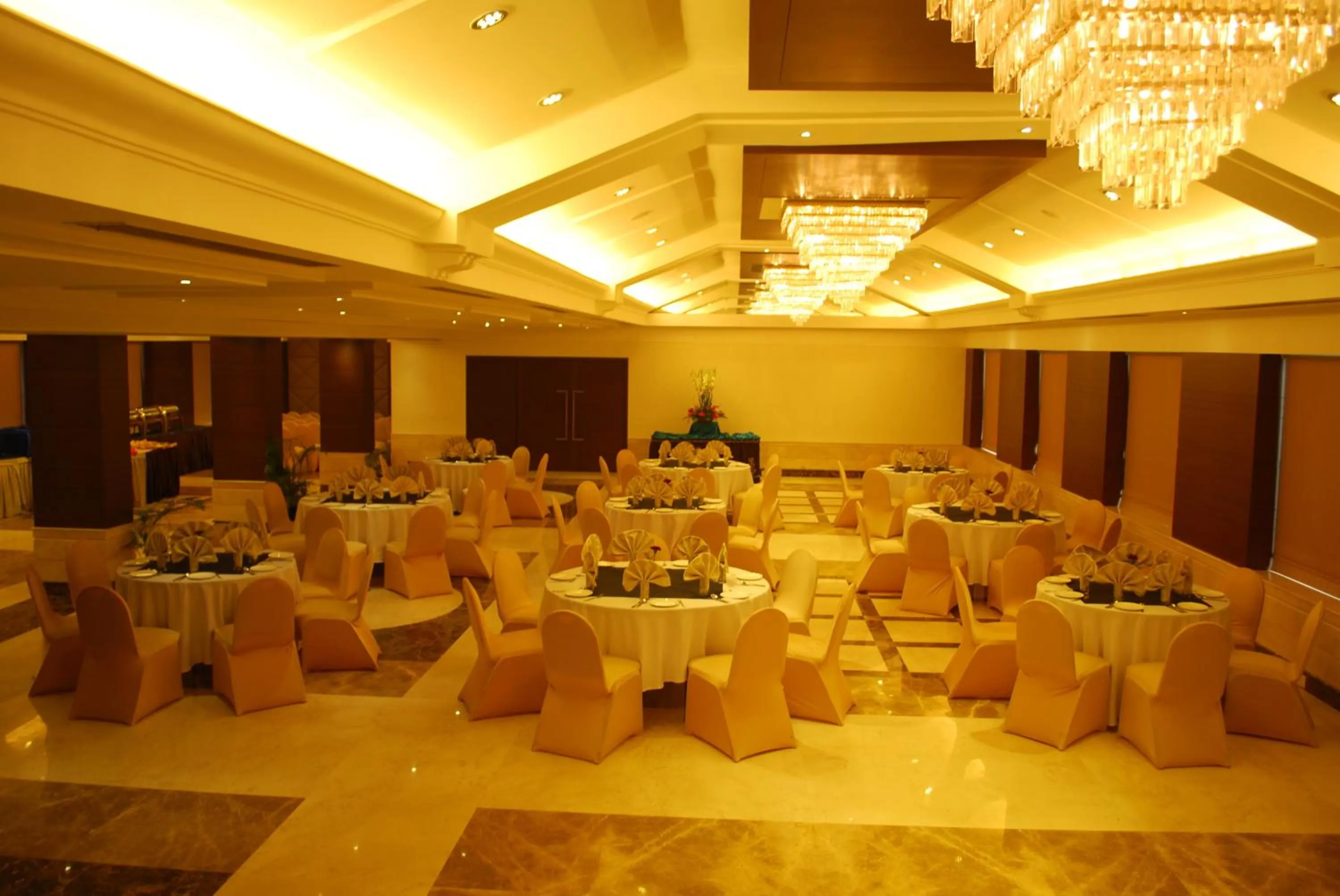 Banquet/Function facilities in Beverly Hotel