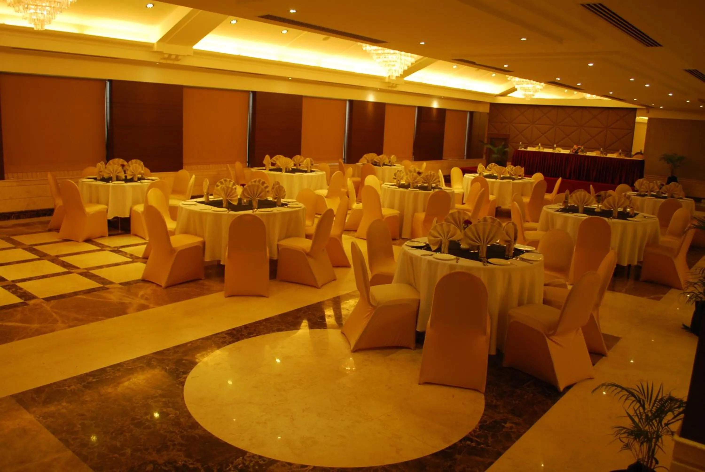 Banquet/Function facilities in Beverly Hotel